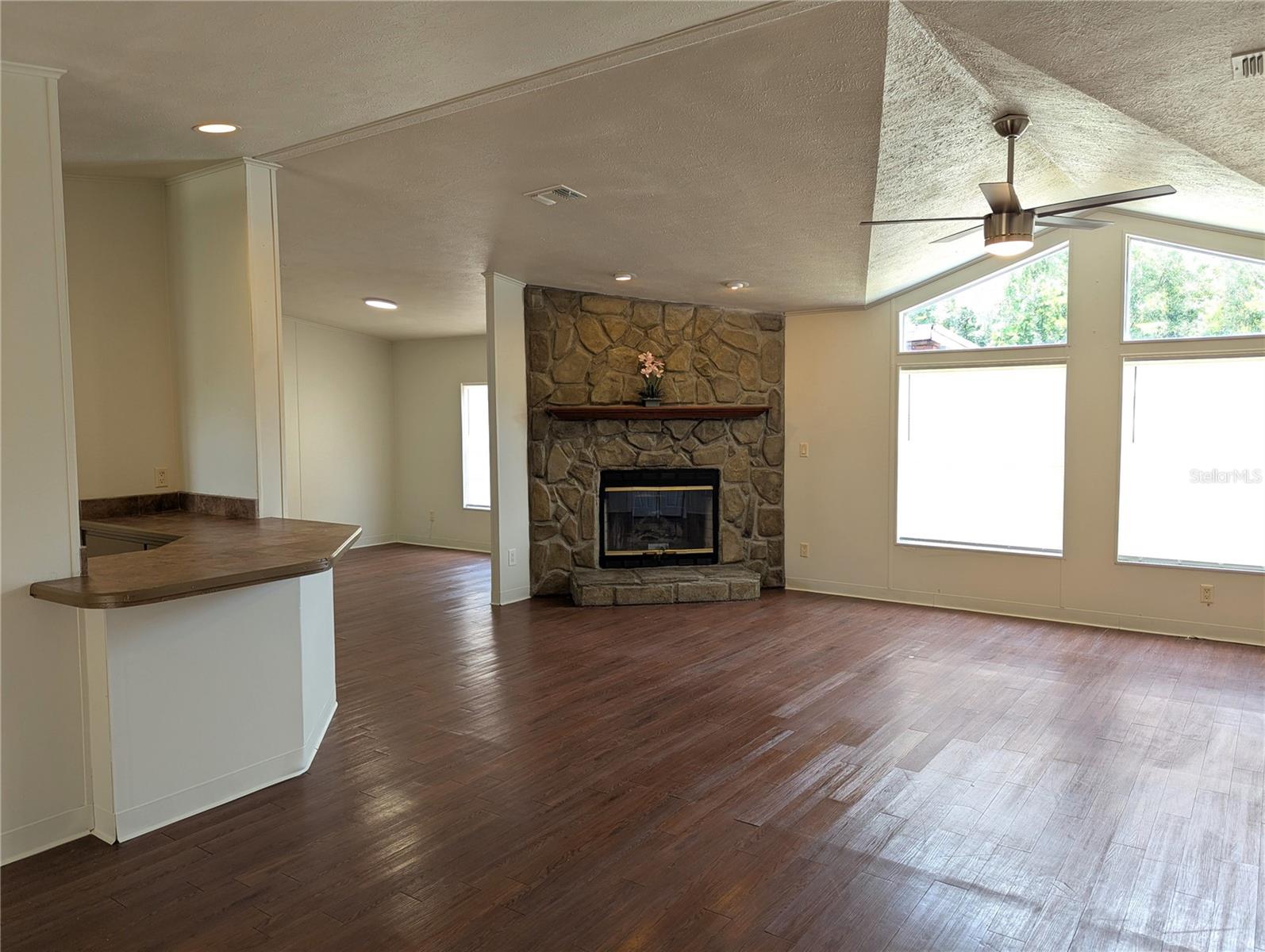 30517 CLEARVIEW DR, WESLEY CHAPEL, FL — photo 28