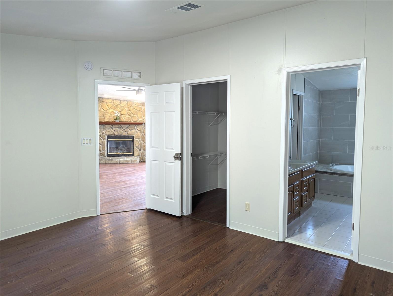 30517 CLEARVIEW DR, WESLEY CHAPEL, FL — photo 33