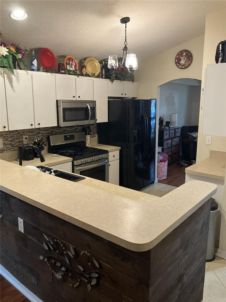28511 SEASHELL CT, WESLEY CHAPEL, FL — photo 5