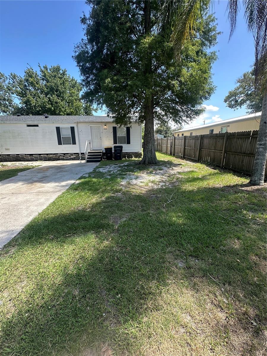 2594 MCINTOSH DR, LAKELAND, FL — photo 3