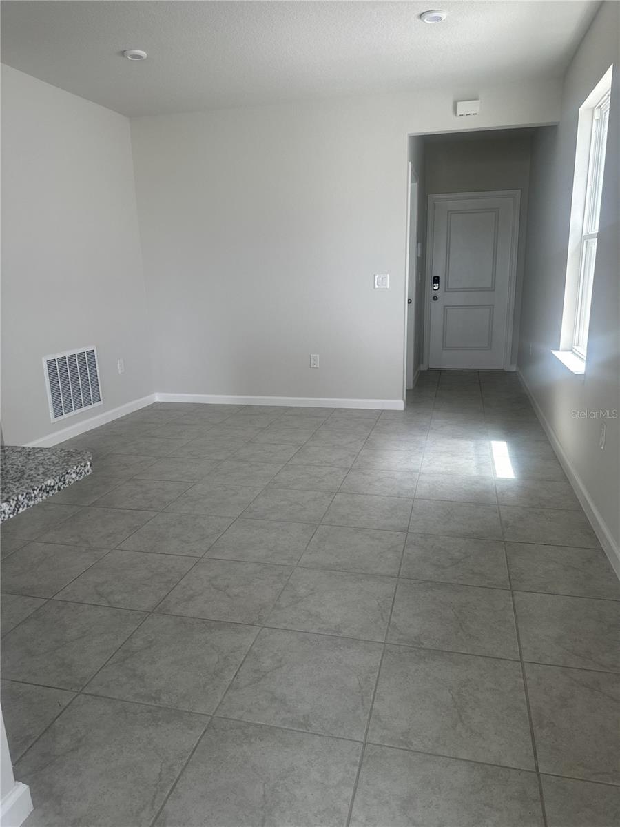 1588 EUCALYPTUS WAY, DAVENPORT, FL — photo 2
