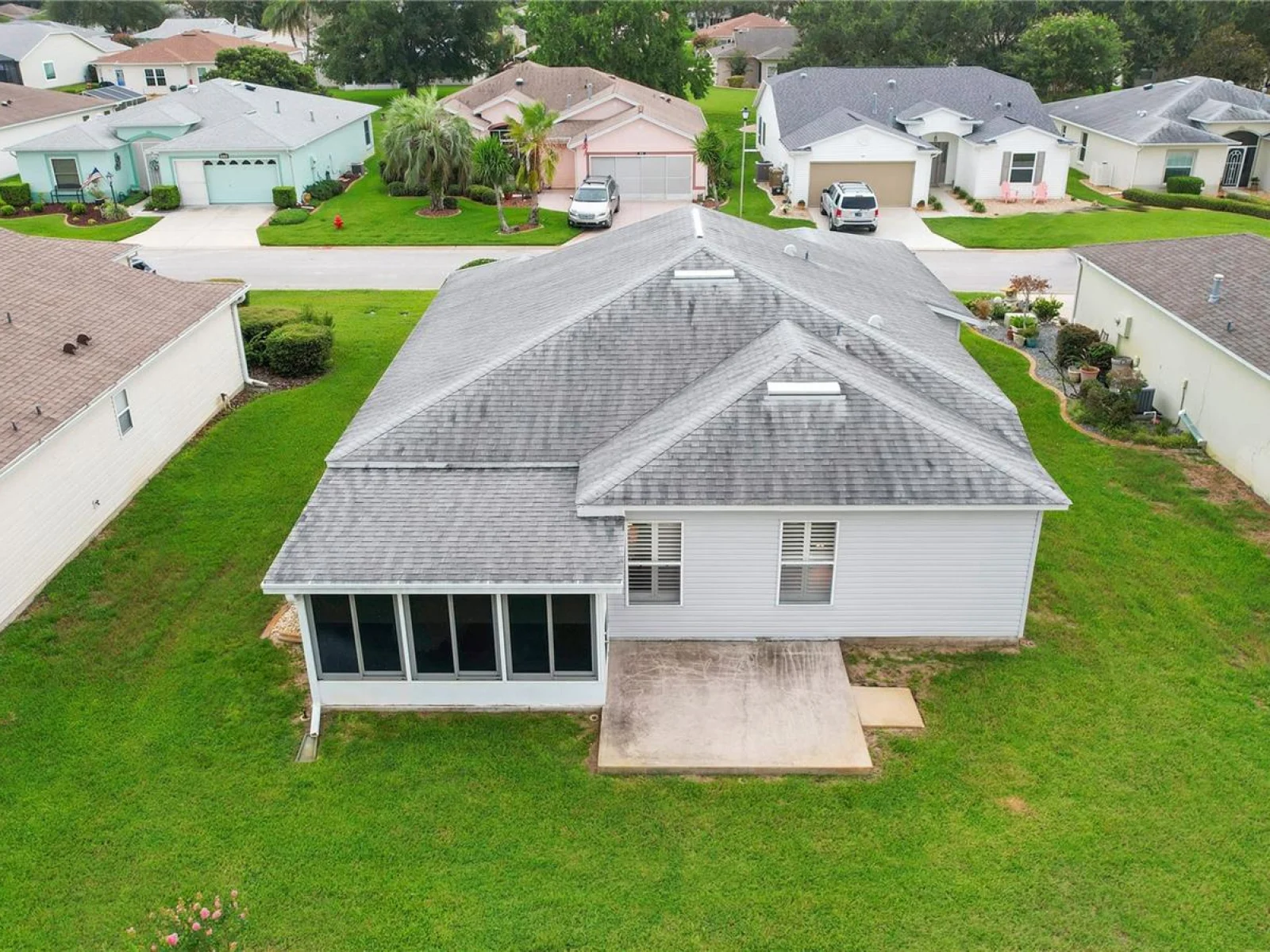 909 EAGLES LNDG, LEESBURG, FL — photo 32