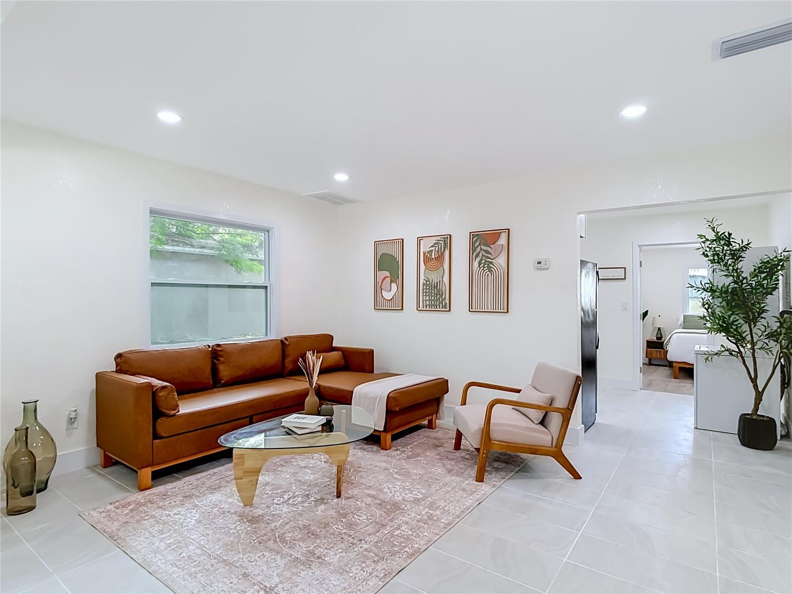 8010 N 13TH ST, TAMPA, FL — photo 7