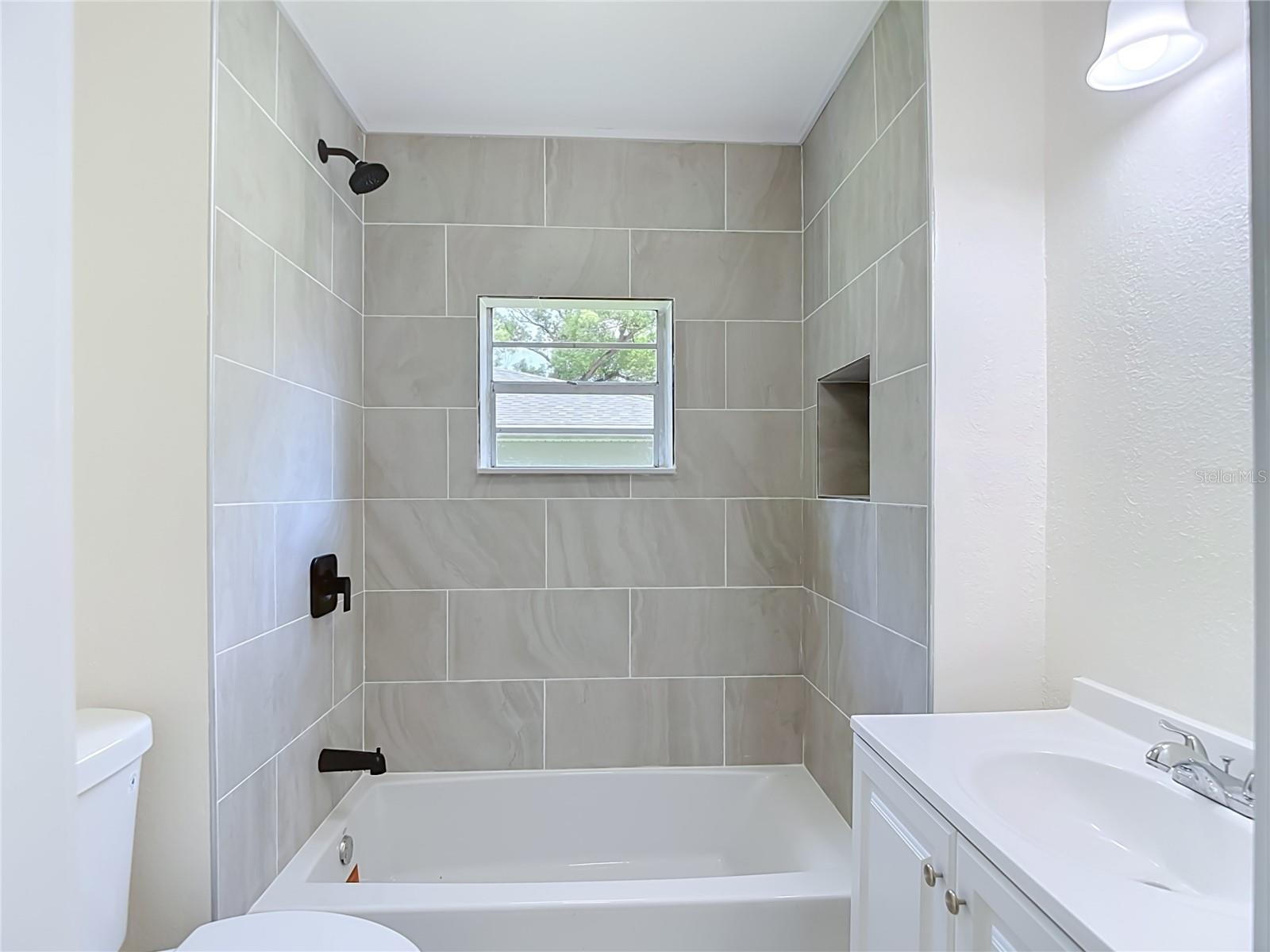 8010 N 13TH ST, TAMPA, FL — photo 23