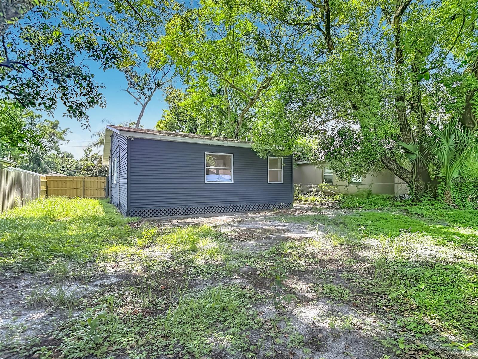 8010 N 13TH ST, TAMPA, FL — photo 35