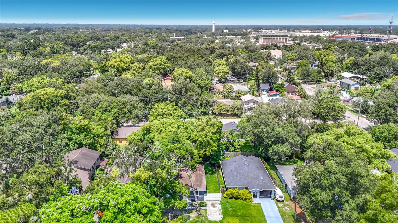 8010 N 13TH ST, TAMPA, FL — photo 38