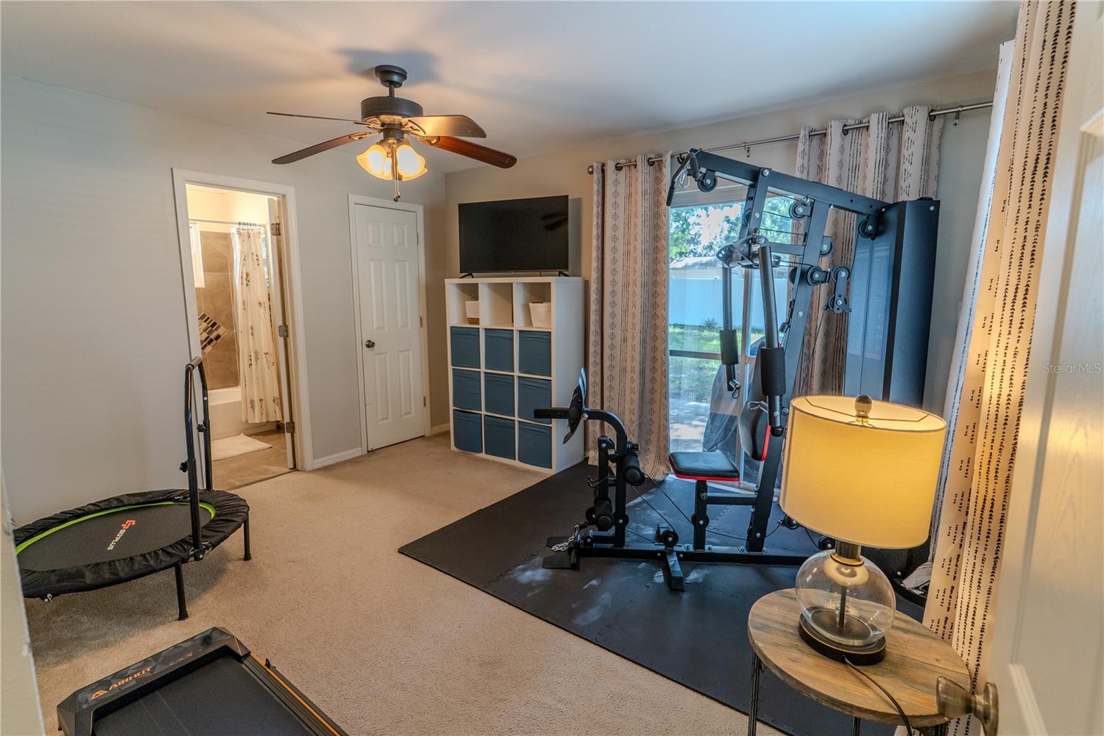 648 N LAKE AVE, APOPKA, FL — photo 8