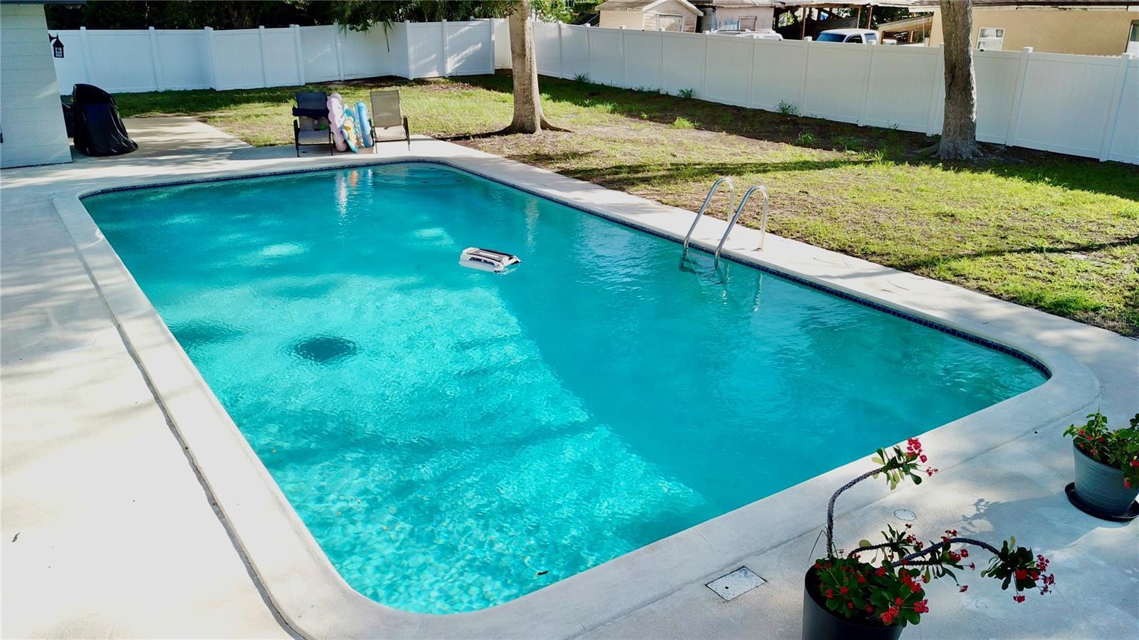 648 N LAKE AVE, APOPKA, FL — photo 21