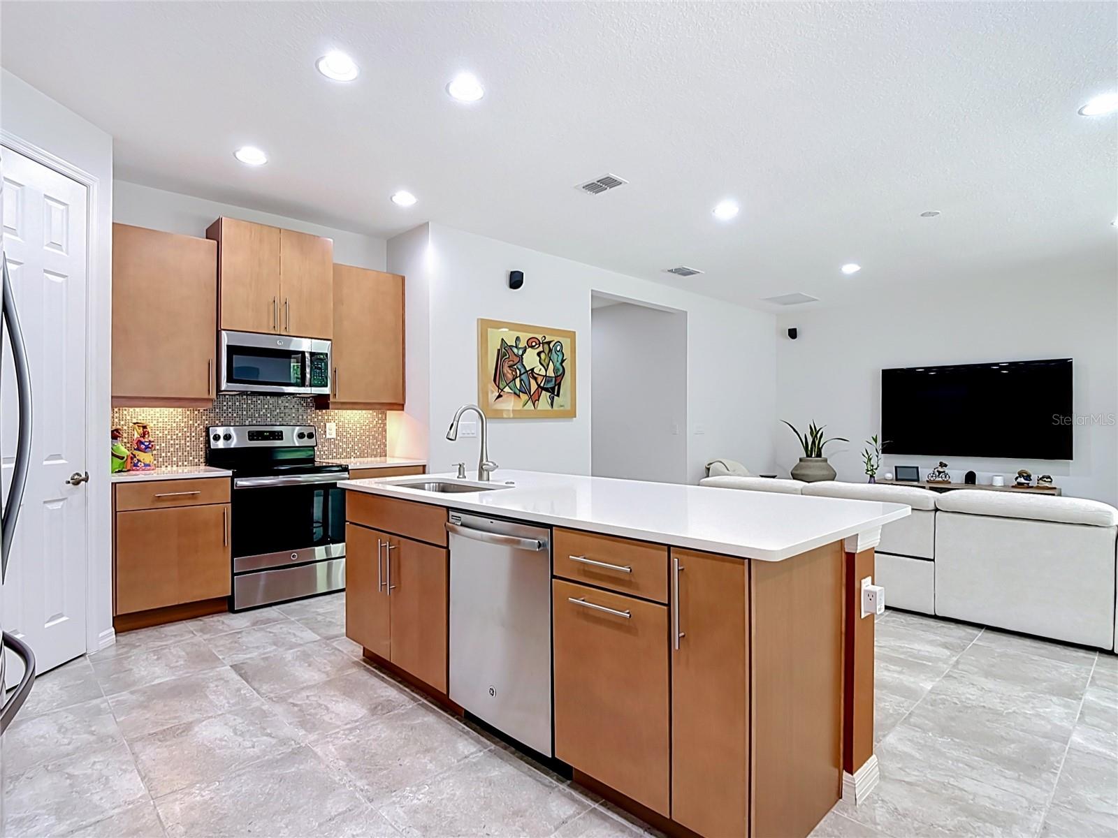 856 PACIFIC RIDGE RD, POINCIANA, FL — photo 13