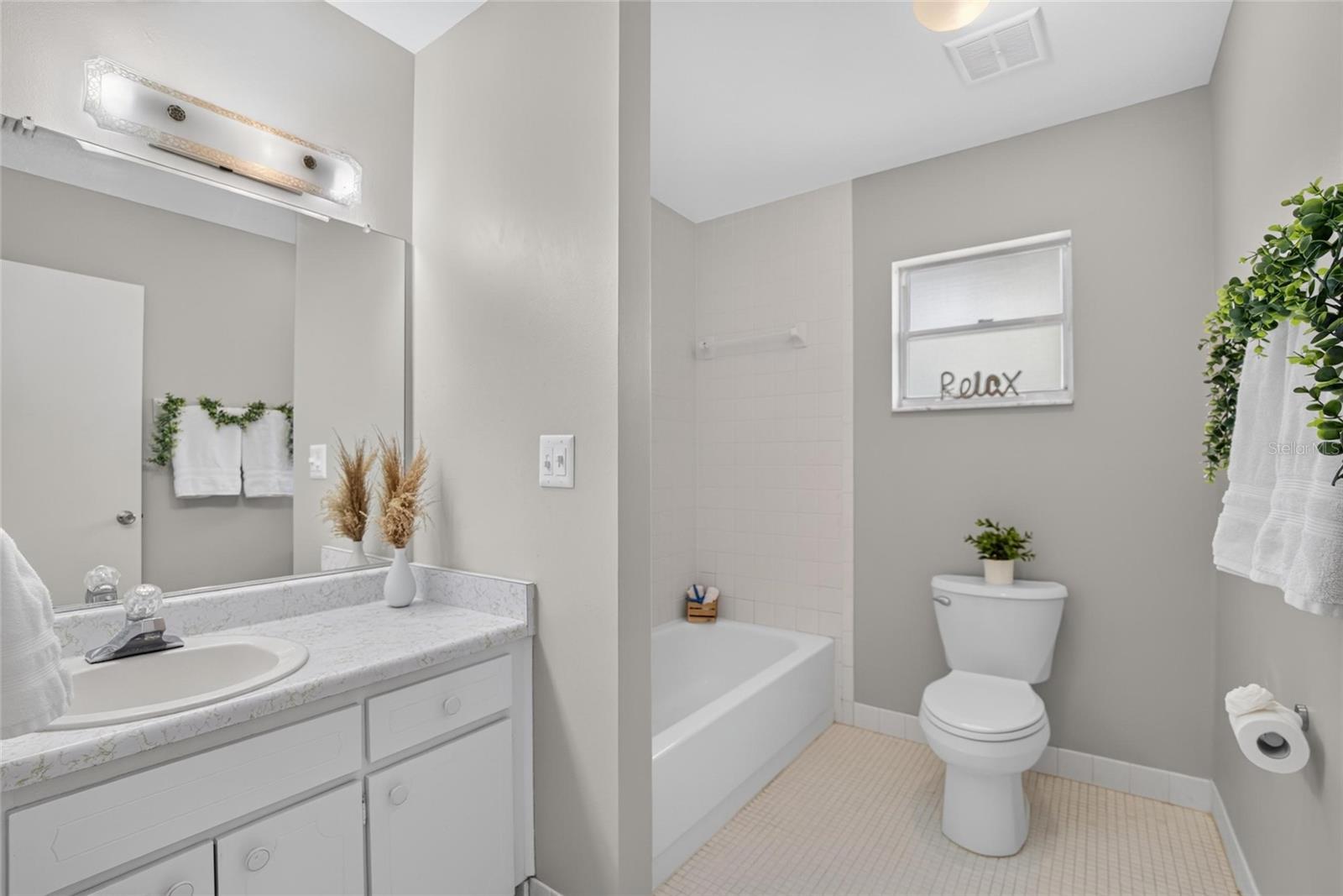 1244 W DEL WEBB BLVD, SUN CITY CENTER, FL — photo 34