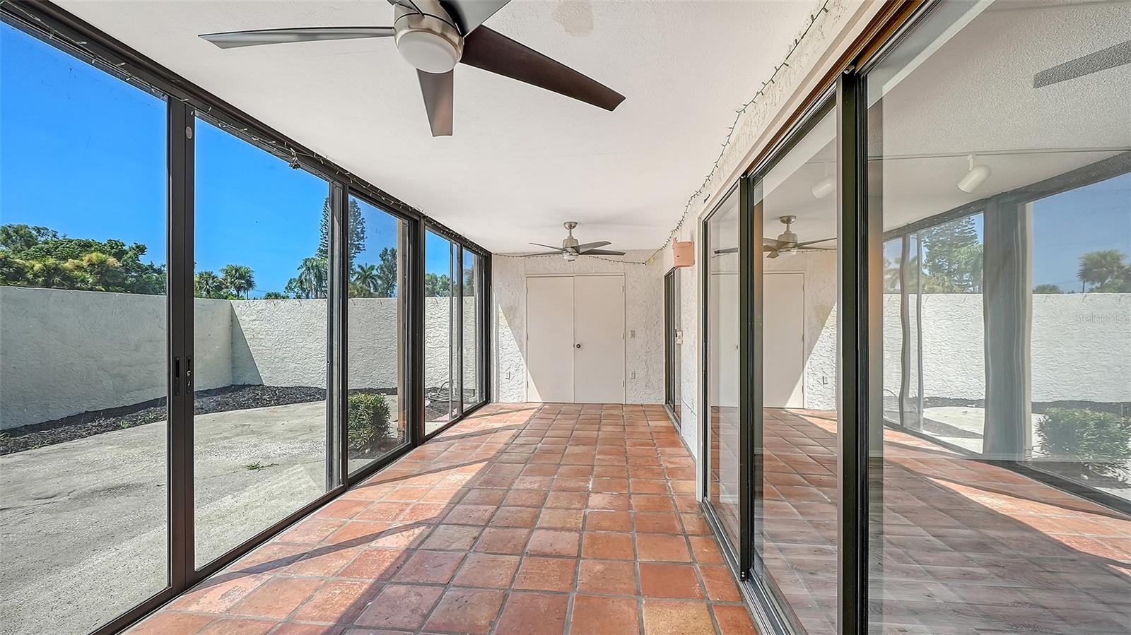 664 WOODLAWN DR, BRADENTON, FL — photo 26