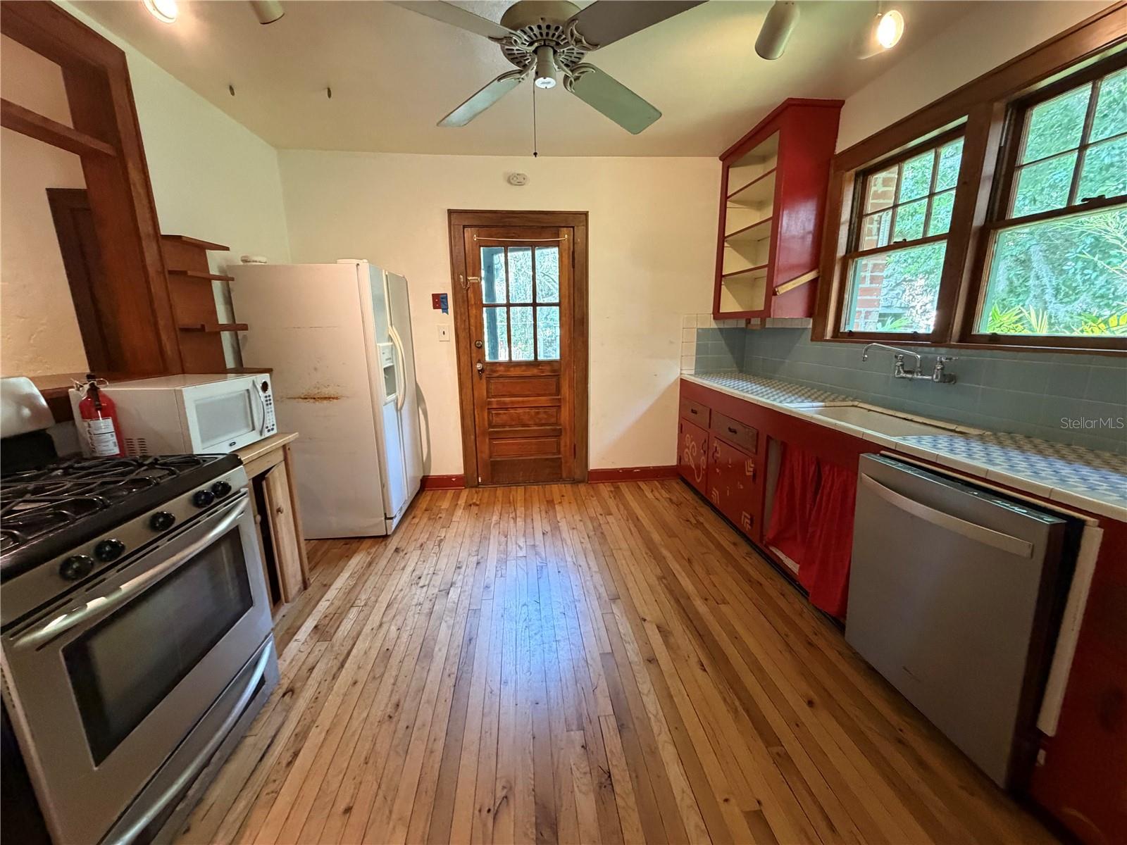 1740 NW 7TH AVE, GAINESVILLE, FL — photo 9