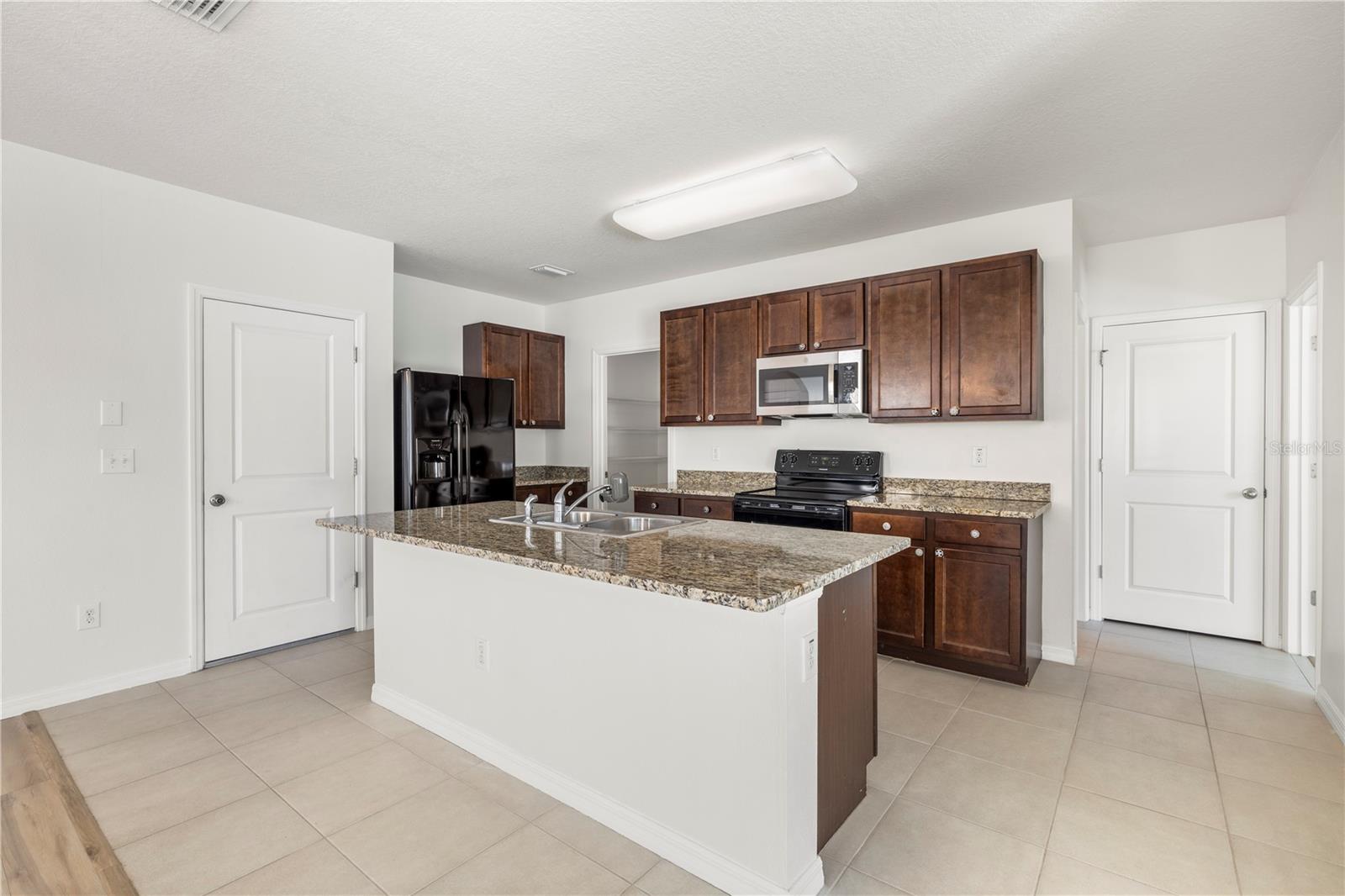 7789 TUSCAN BAY CIR, WESLEY CHAPEL, FL — photo 13
