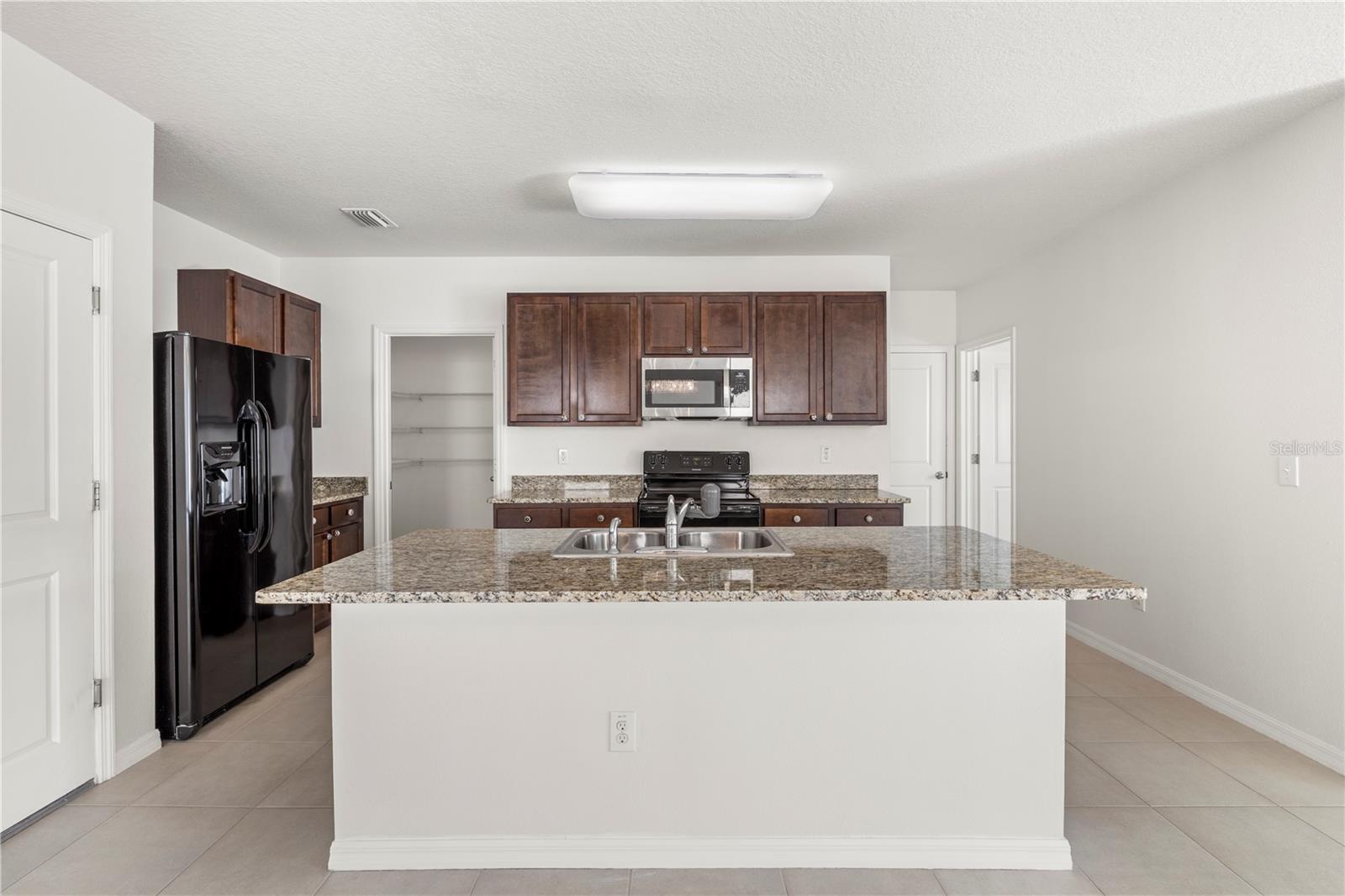 7789 TUSCAN BAY CIR, WESLEY CHAPEL, FL — photo 14