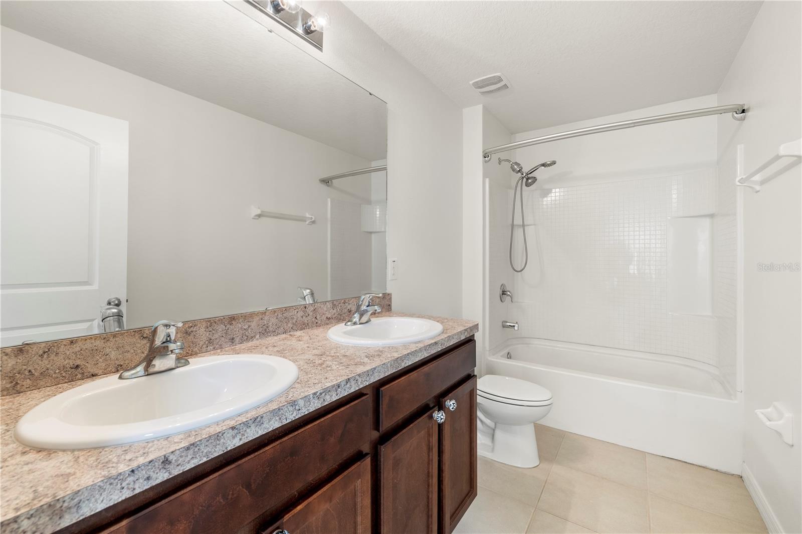 7789 TUSCAN BAY CIR, WESLEY CHAPEL, FL — photo 41