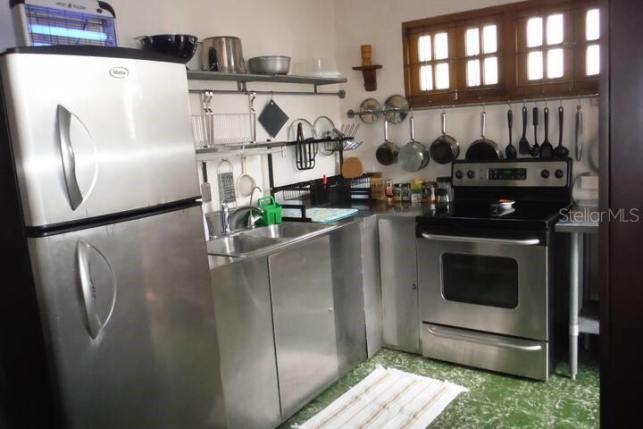 456 CALLE SALDAÑA, SAN JUAN, PR — photo 41