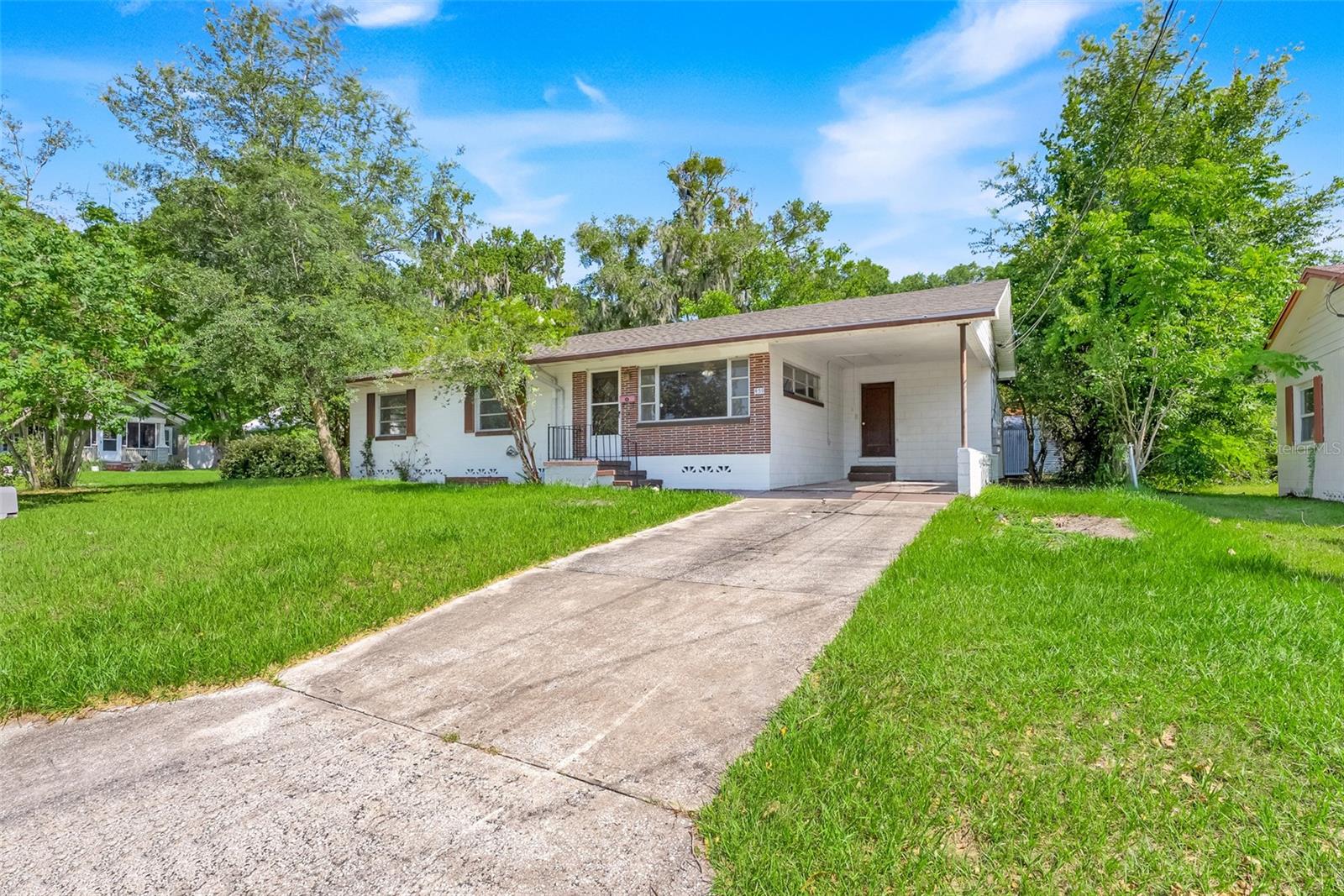 439 W WISCONSIN AVENUE, DELAND, FL — photo 2