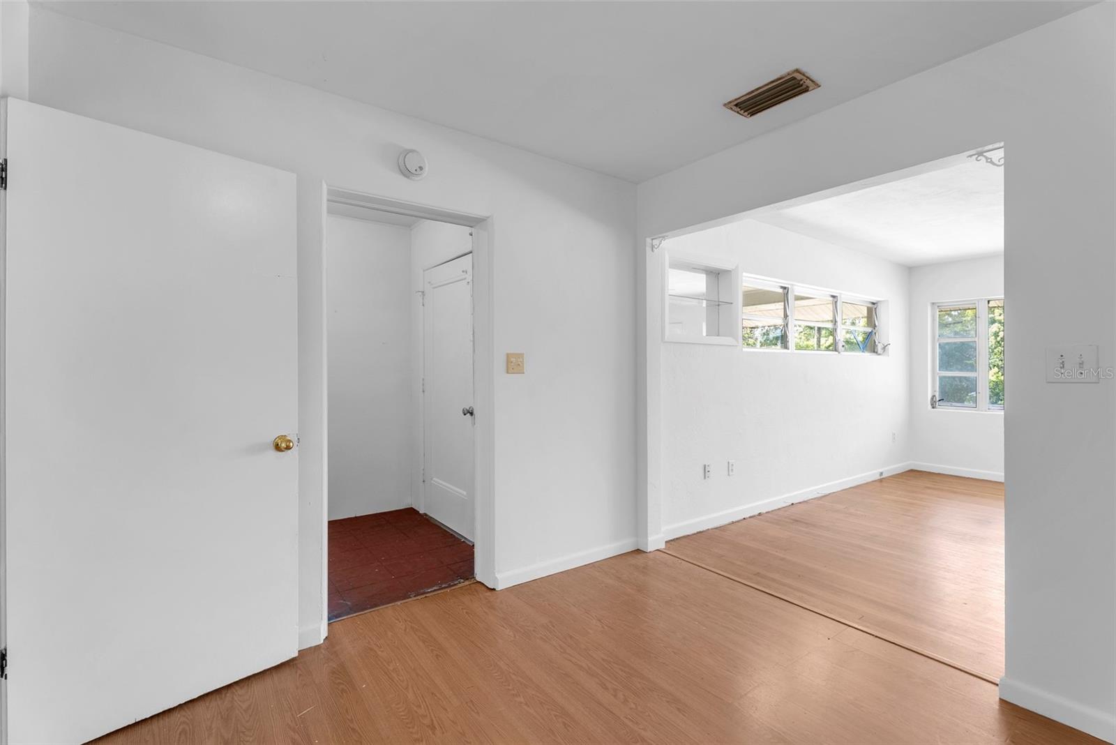 439 W WISCONSIN AVENUE, DELAND, FL — photo 11