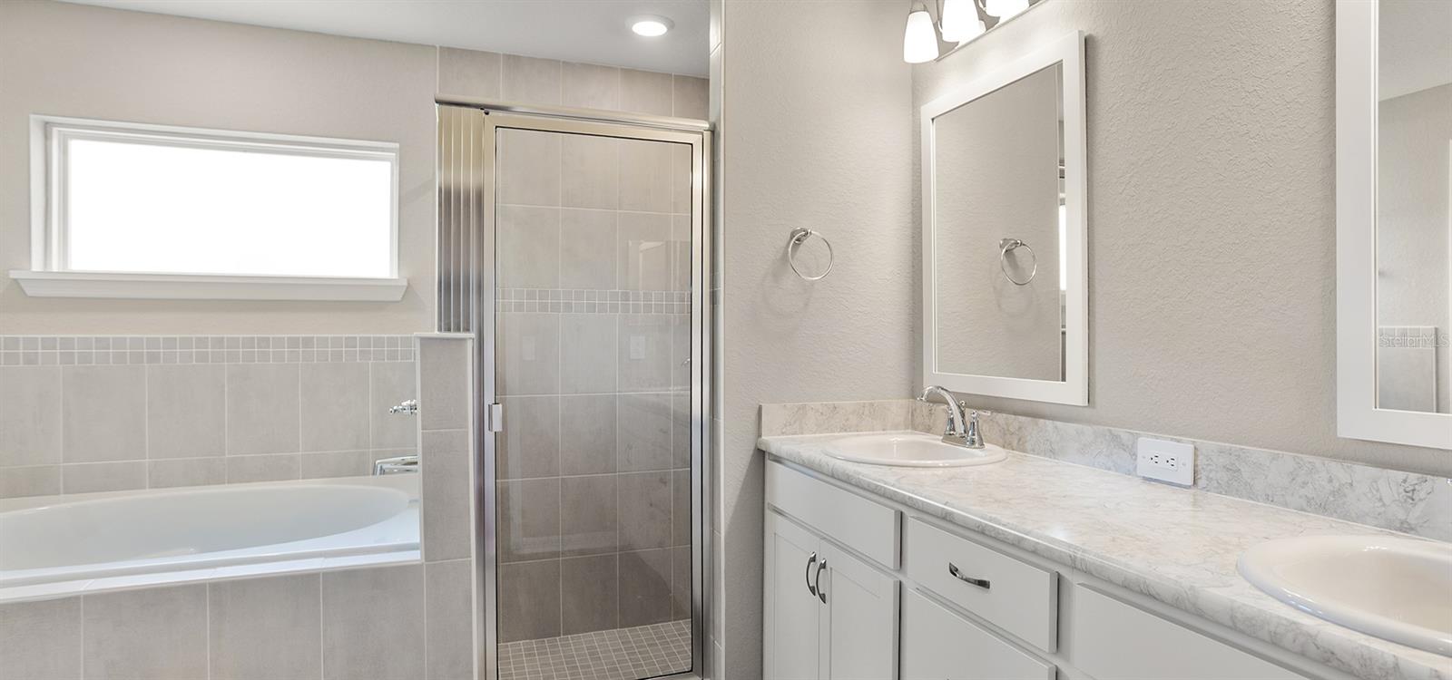 35458 COVENTRY FIELDS LOOP, ZEPHYRHILLS, FL — photo 10