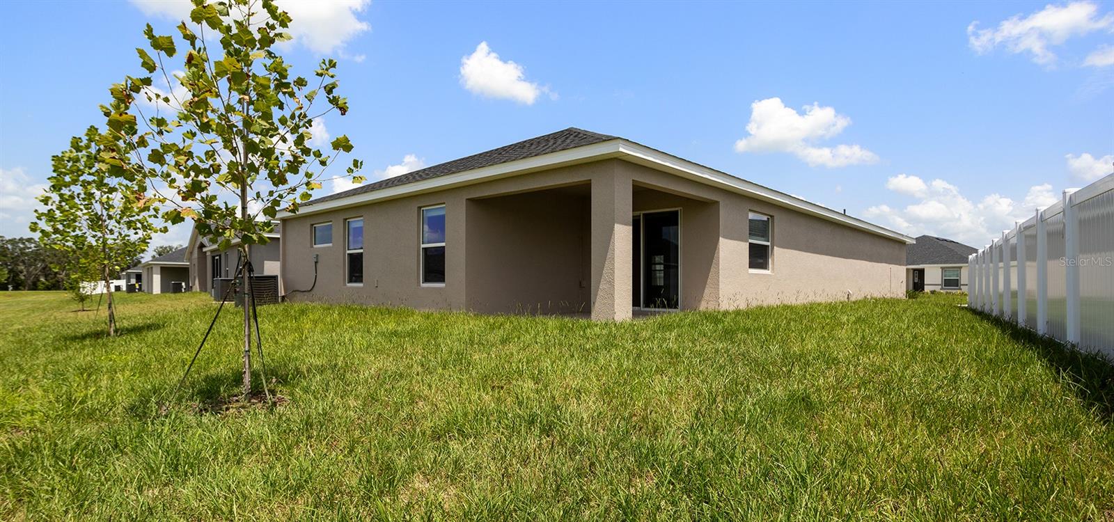 35458 COVENTRY FIELDS LOOP, ZEPHYRHILLS, FL — photo 15