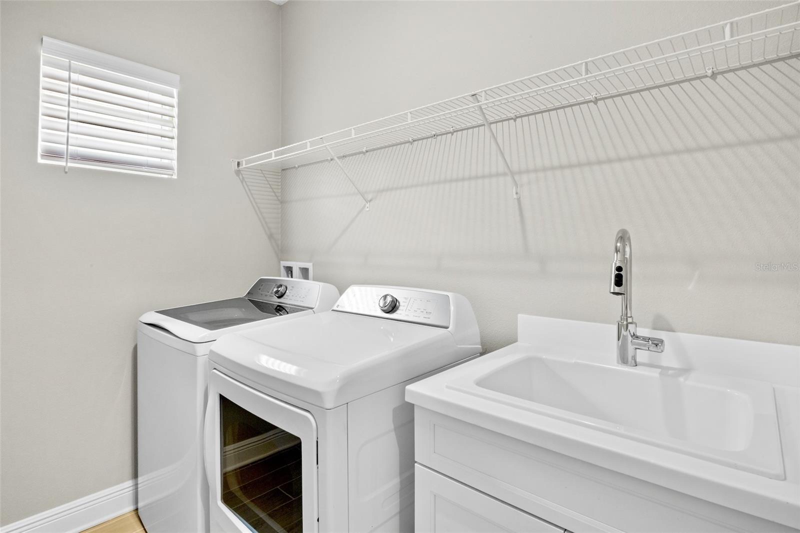 8091 ANTHIRIUM LOOP, SARASOTA, FL — photo 18