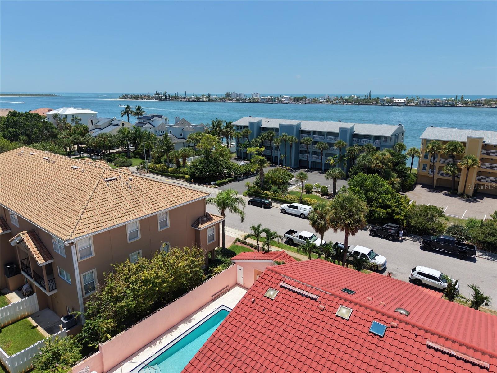357 8TH AVE N #4, TIERRA VERDE, FL — photo 2