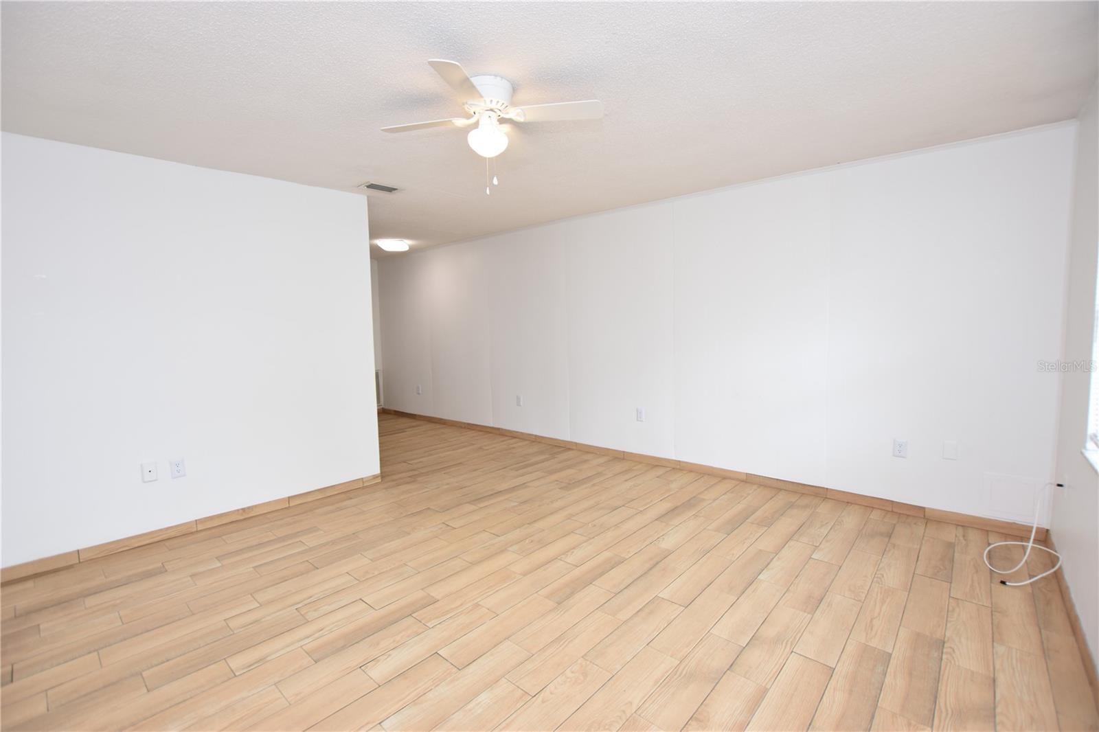 613 ROBIN RD #5, LAKELAND, FL — photo 4