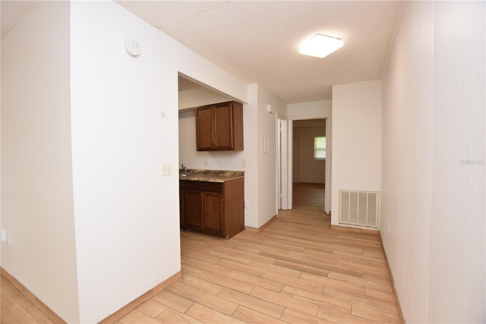 613 ROBIN RD #5, LAKELAND, FL — photo 7
