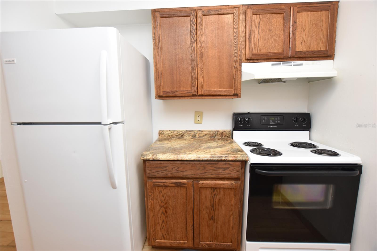 613 ROBIN RD #5, LAKELAND, FL — photo 10