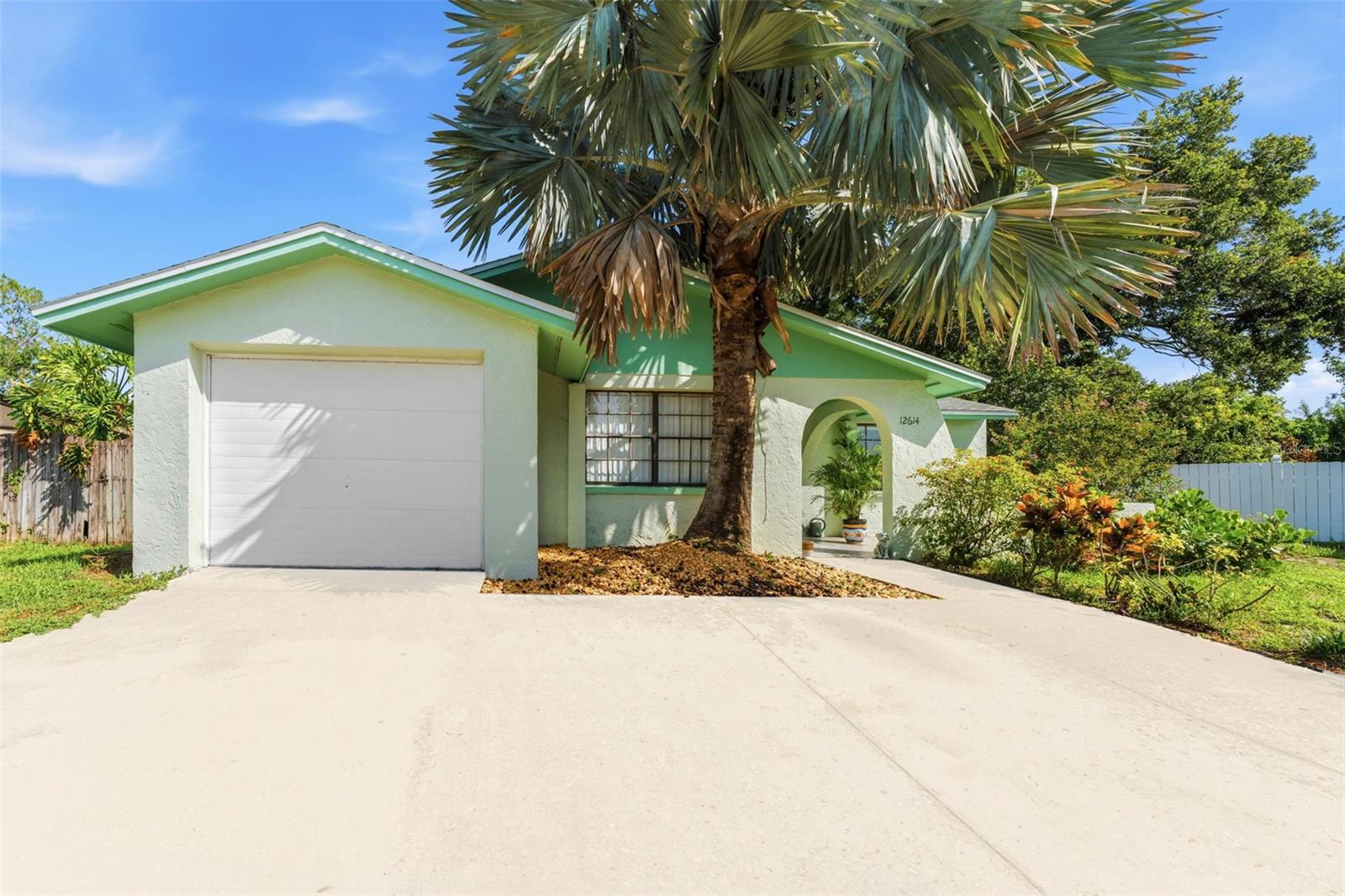 12614 LOGAN PL, TAMPA, FL — photo 11