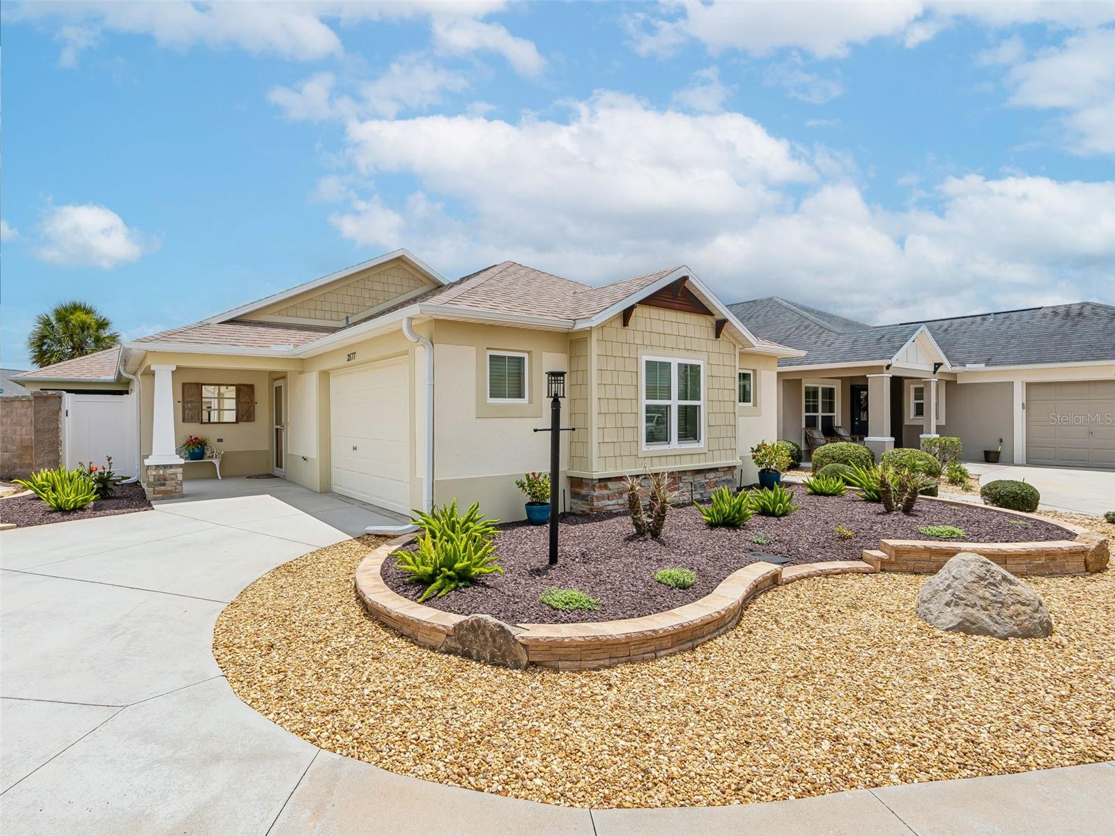 2877 FEUSTEL AVE, THE VILLAGES, FL — photo 4