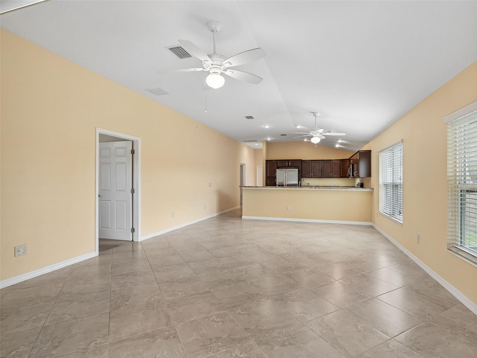 2877 FEUSTEL AVE, THE VILLAGES, FL — photo 19