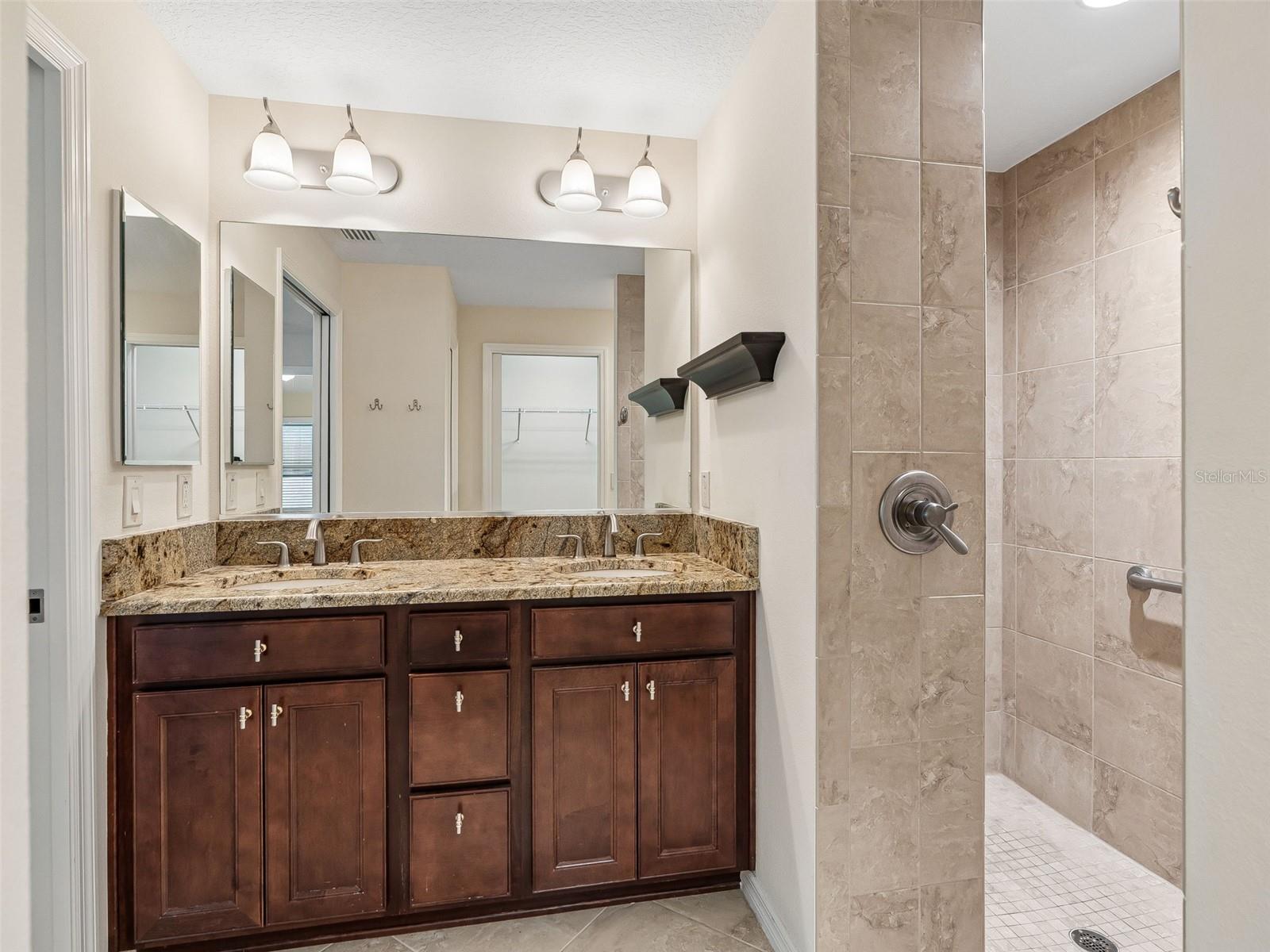 2877 FEUSTEL AVE, THE VILLAGES, FL — photo 24