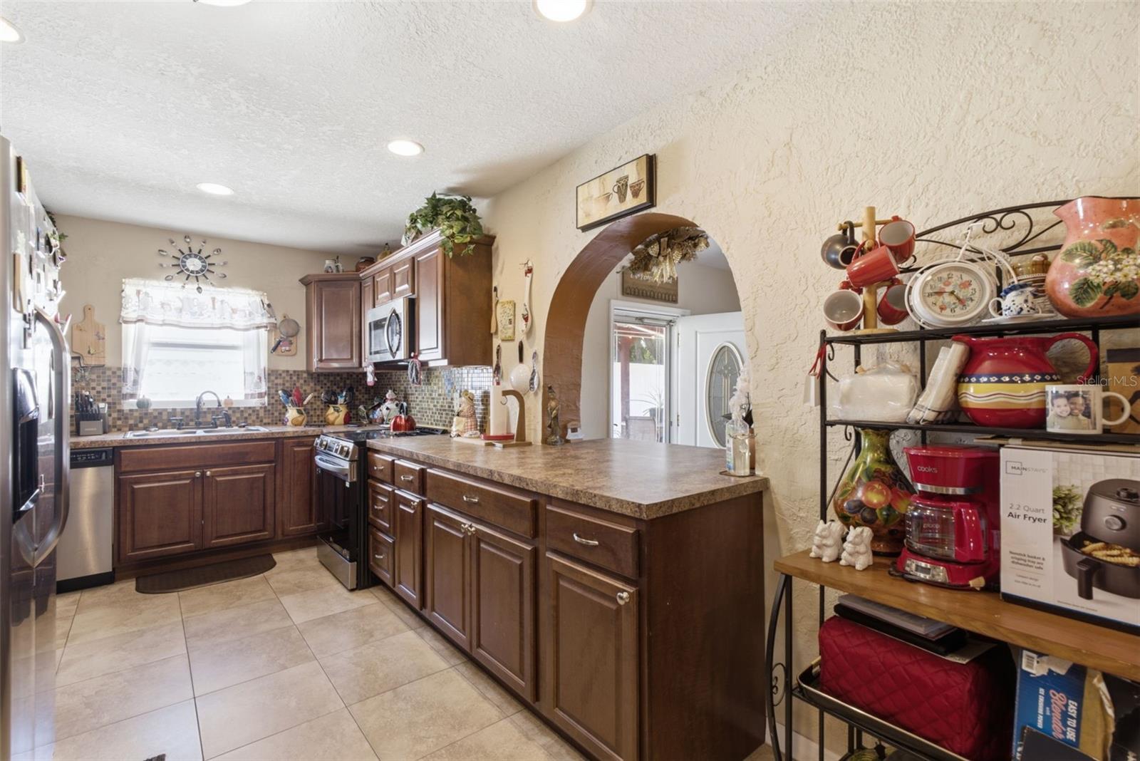 701 58TH AVE S, ST PETERSBURG, FL — photo 12
