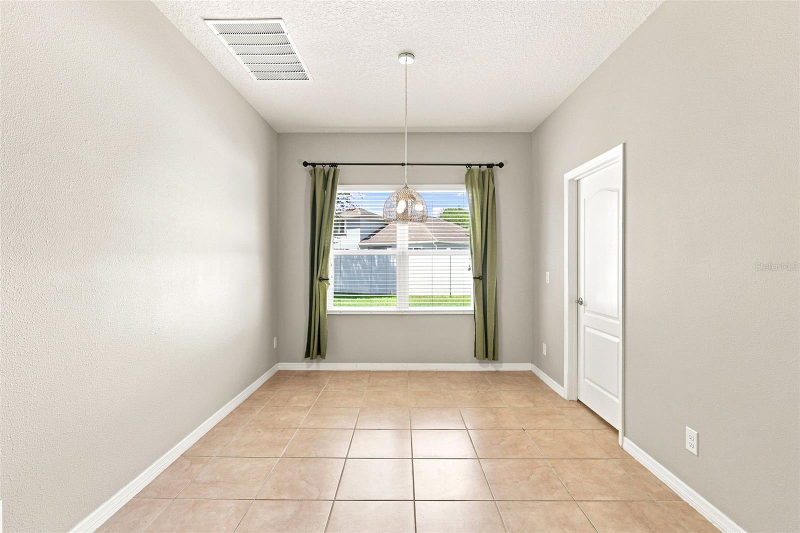 471 BREEDERS CUP CT, DELAND, FL — photo 25