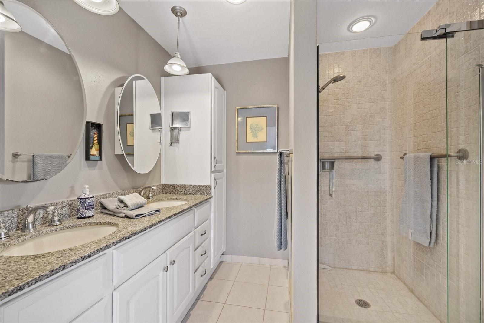3154 TRIDENT TER, NEW PORT RICHEY, FL — photo 32