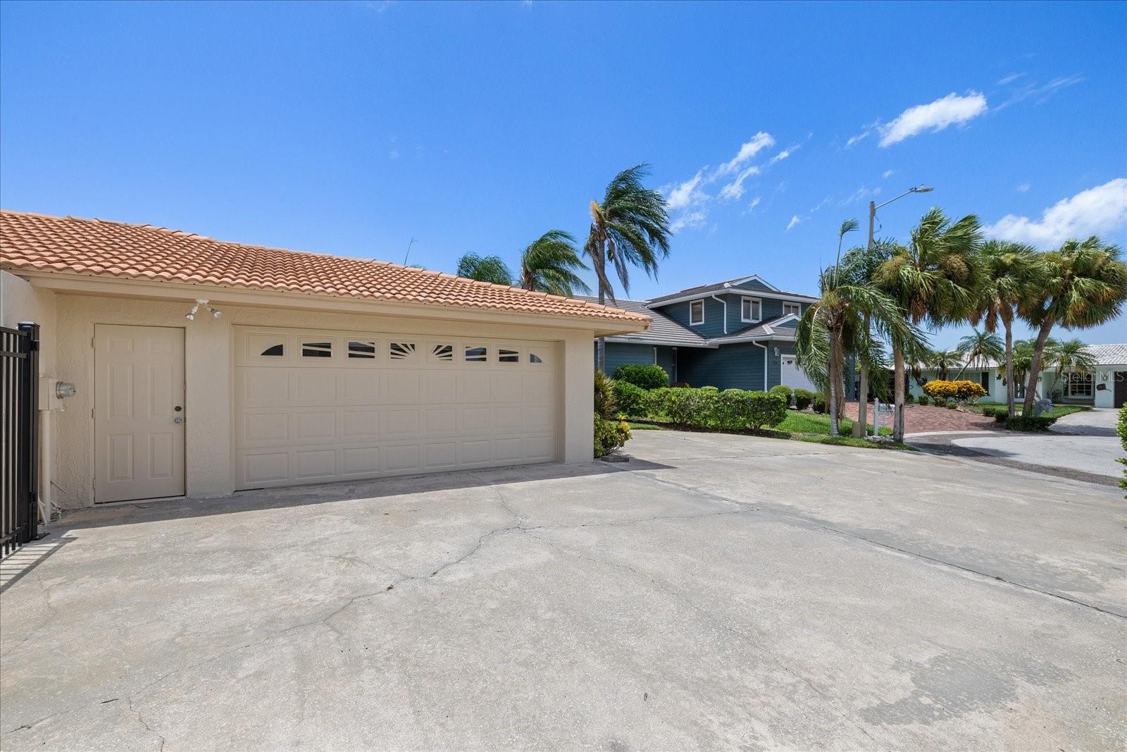 3154 TRIDENT TER, NEW PORT RICHEY, FL — photo 59