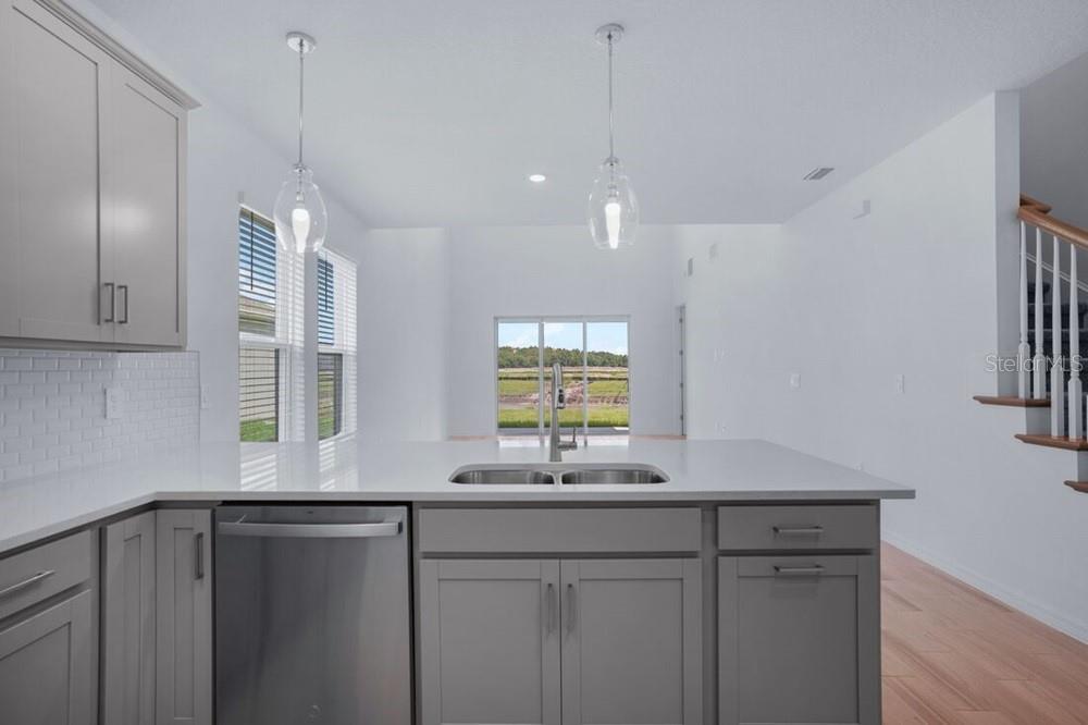 735 STEEL DR, APOLLO BEACH, FL — photo 8