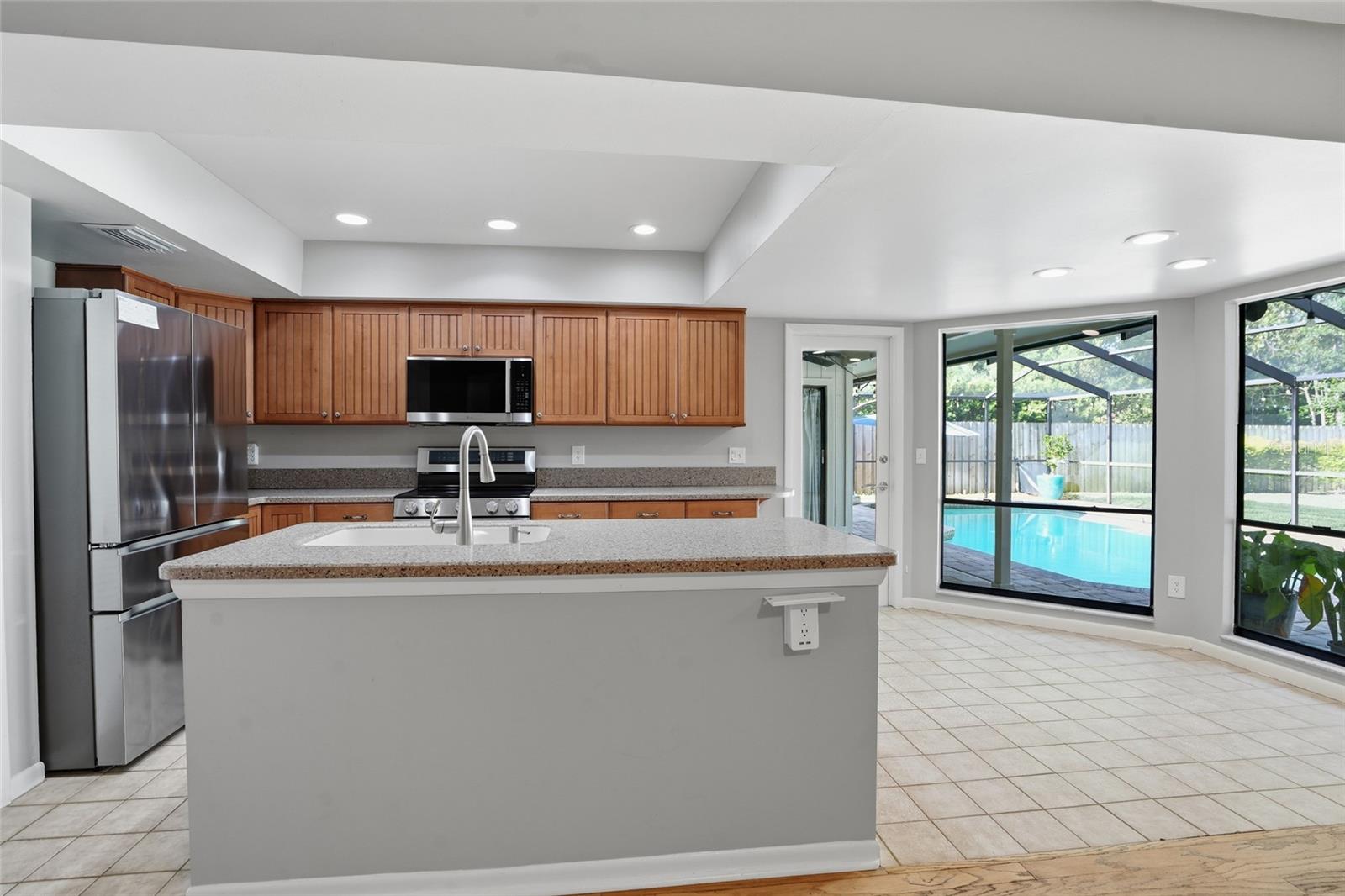 15908 HAMPTON VILLAGE DR, TAMPA, FL — photo 21