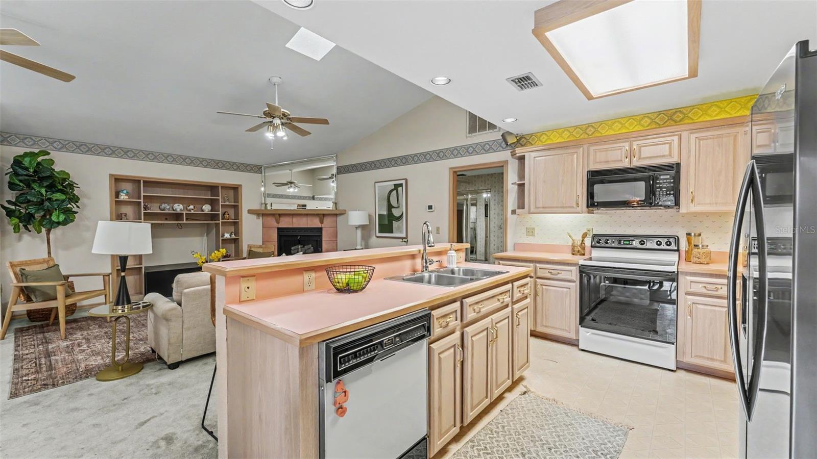 1880 N CRYSTAL LAKE DR #69, LAKELAND, FL — photo 13