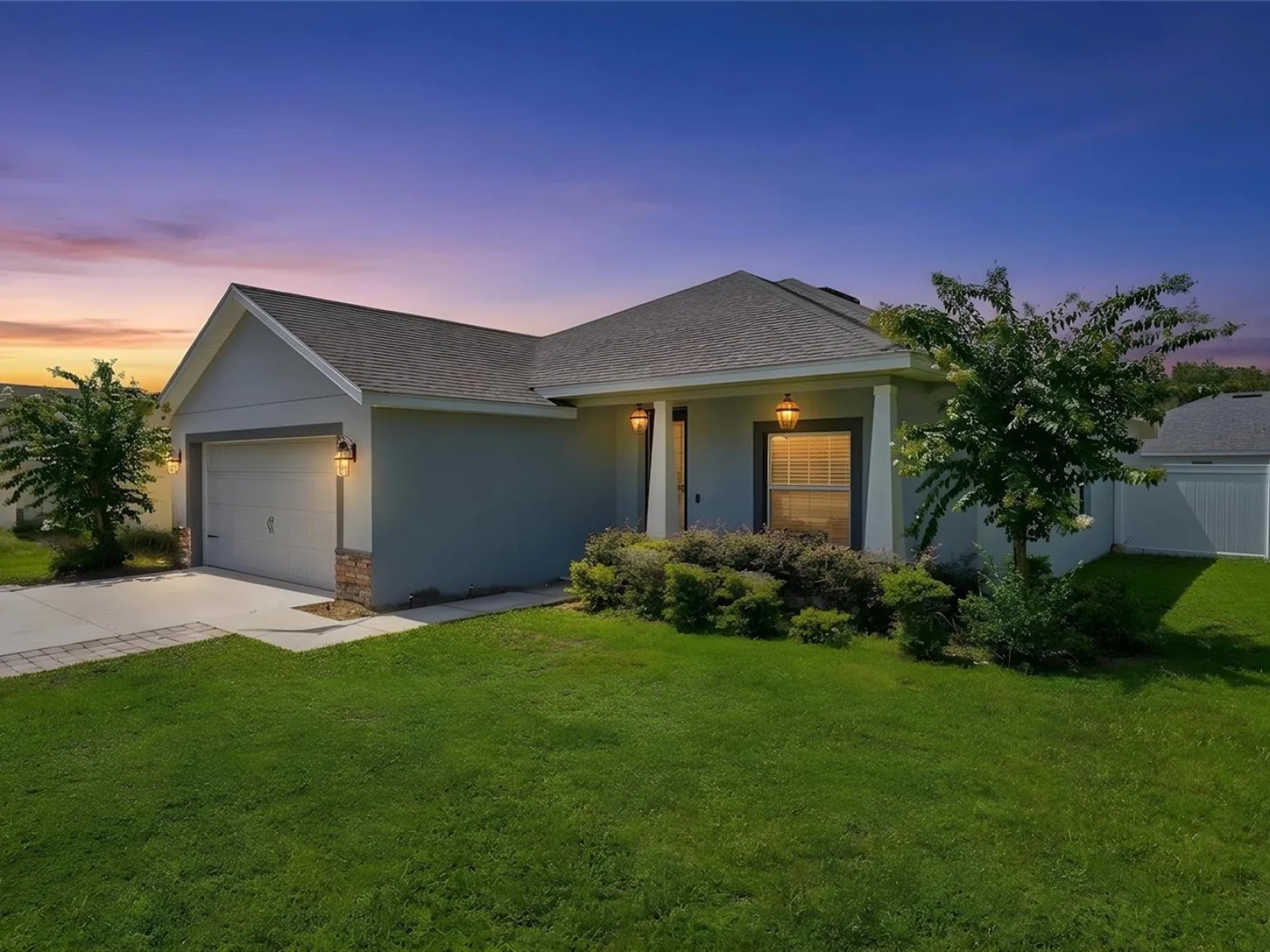 362 LAKE ST, UMATILLA, FL — photo 1