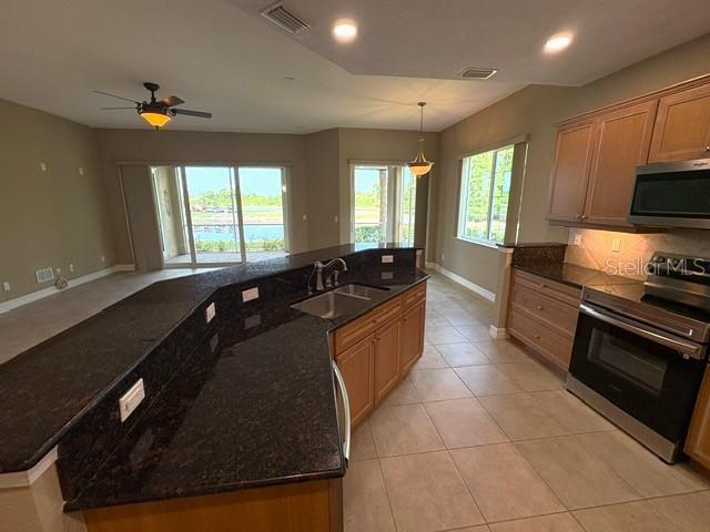 1425 EMERALD DUNES DR #17, SUN CITY CENTER, FL — photo 24