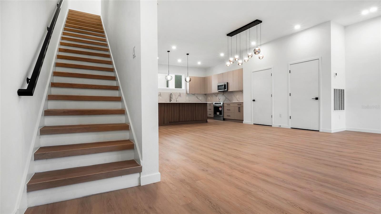 2114 4TH ST S #7, ST PETERSBURG, FL — photo 19