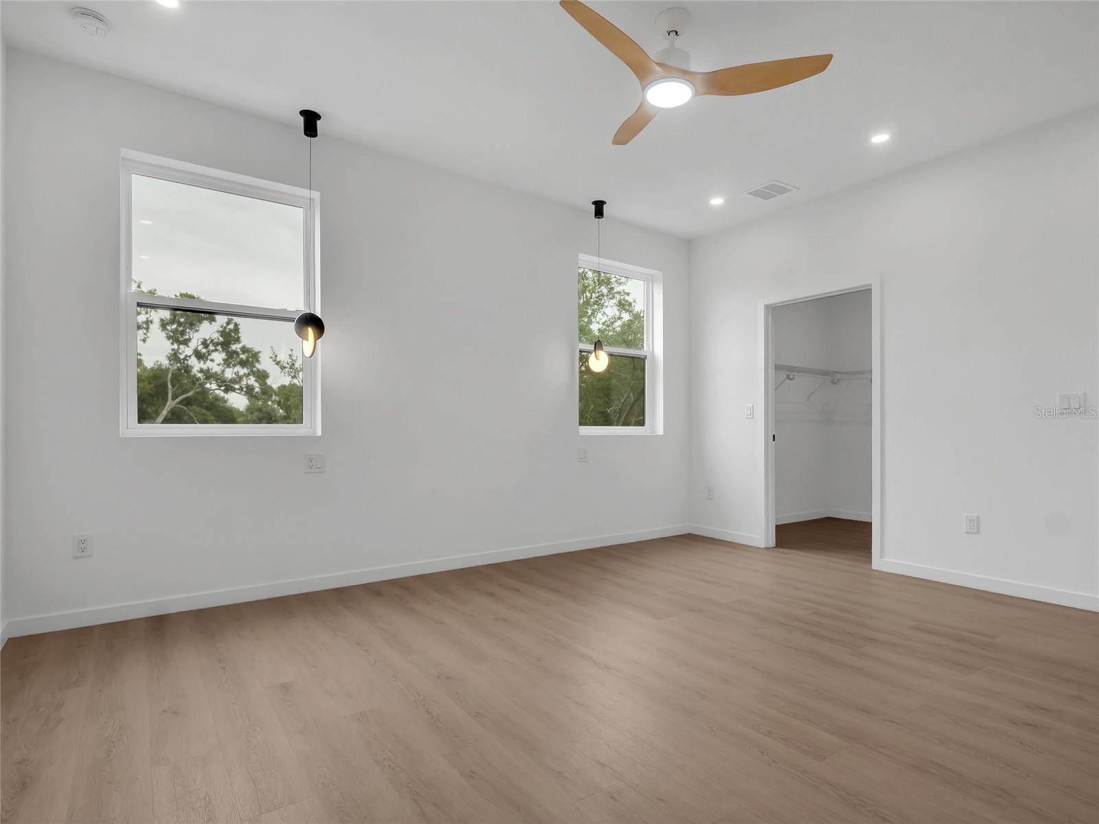 2114 4TH ST S #7, ST PETERSBURG, FL — photo 34