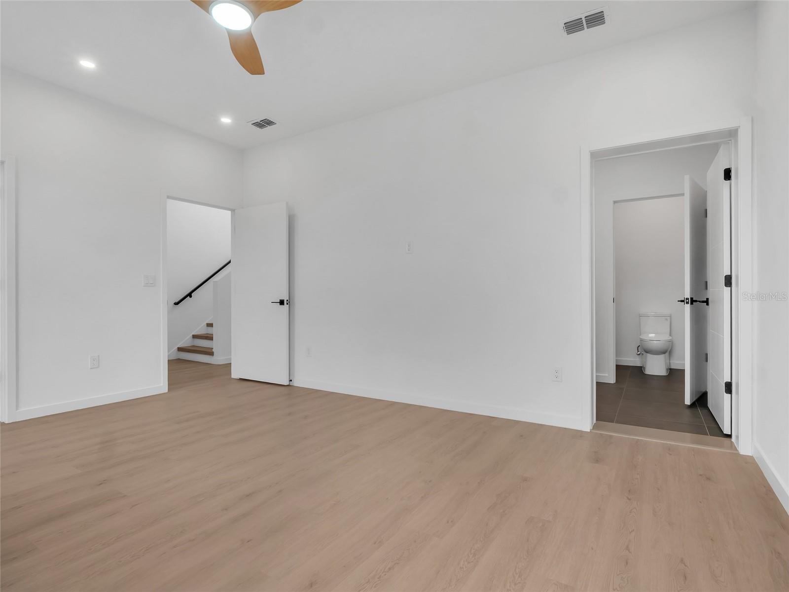 2114 4TH ST S #7, ST PETERSBURG, FL — photo 35