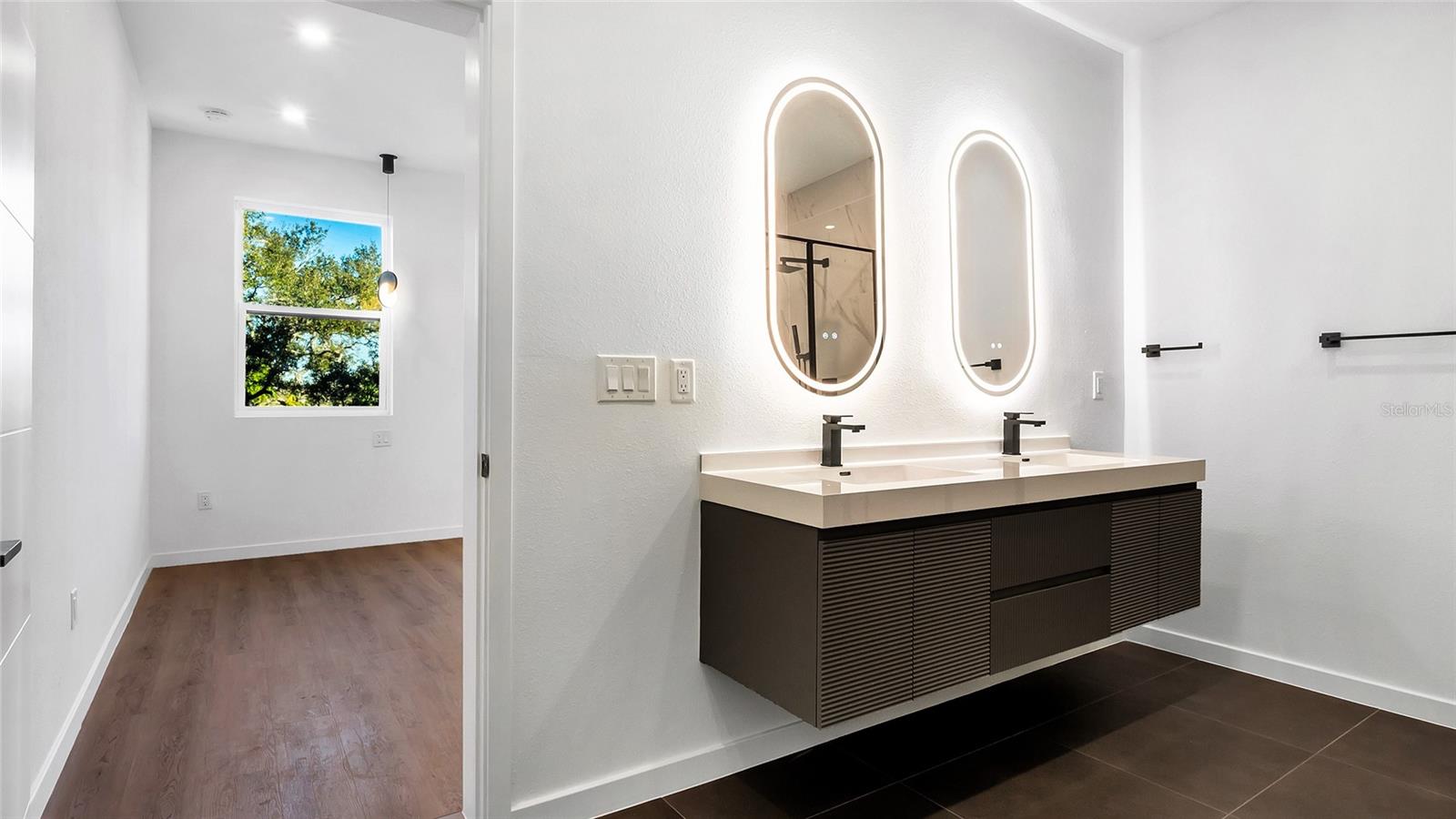 2114 4TH ST S #7, ST PETERSBURG, FL — photo 38