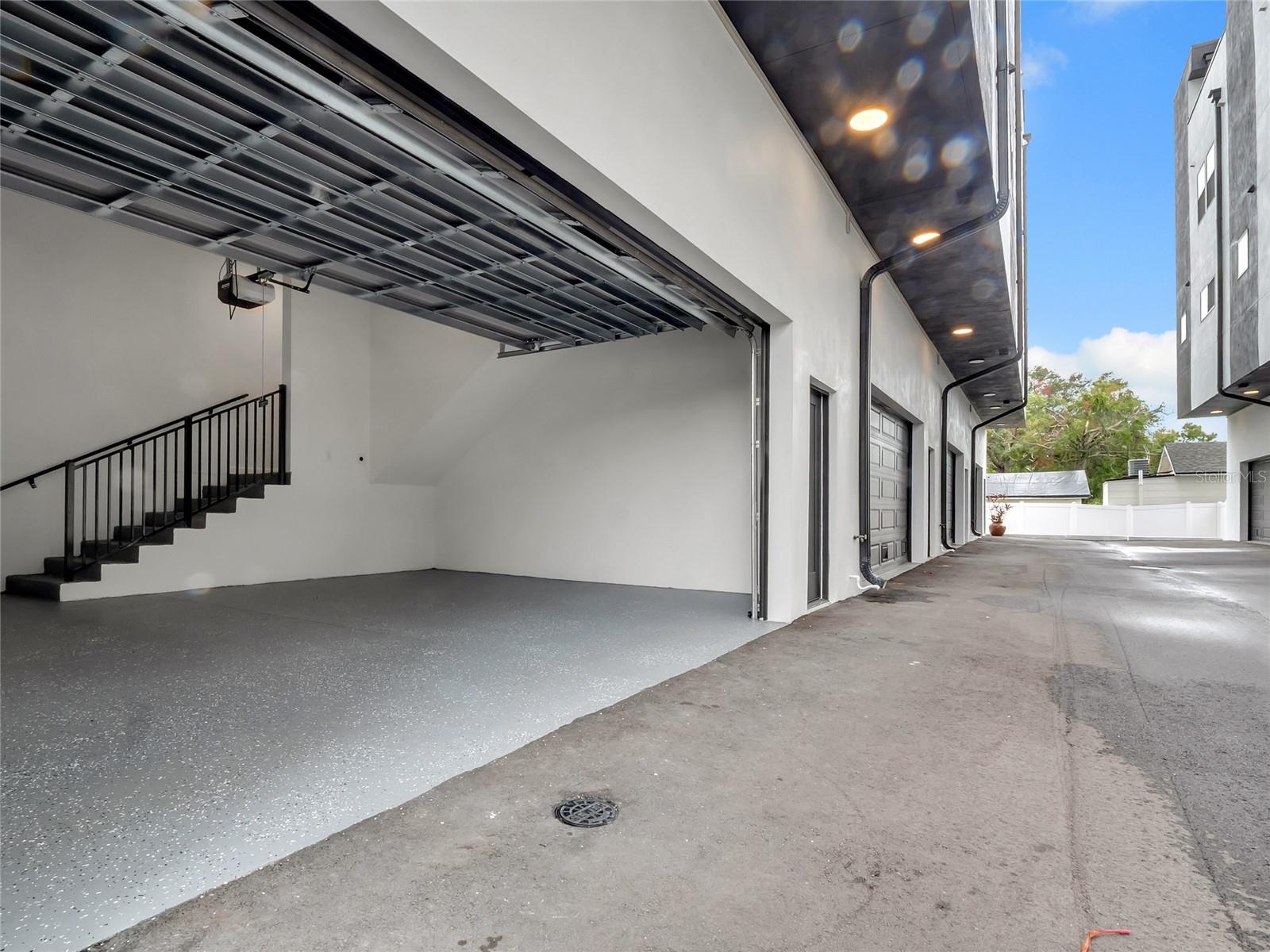 2114 4TH ST S #7, ST PETERSBURG, FL — photo 55