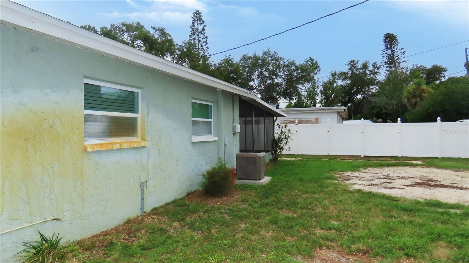 6543 34TH TER N, ST PETERSBURG, FL — photo 10