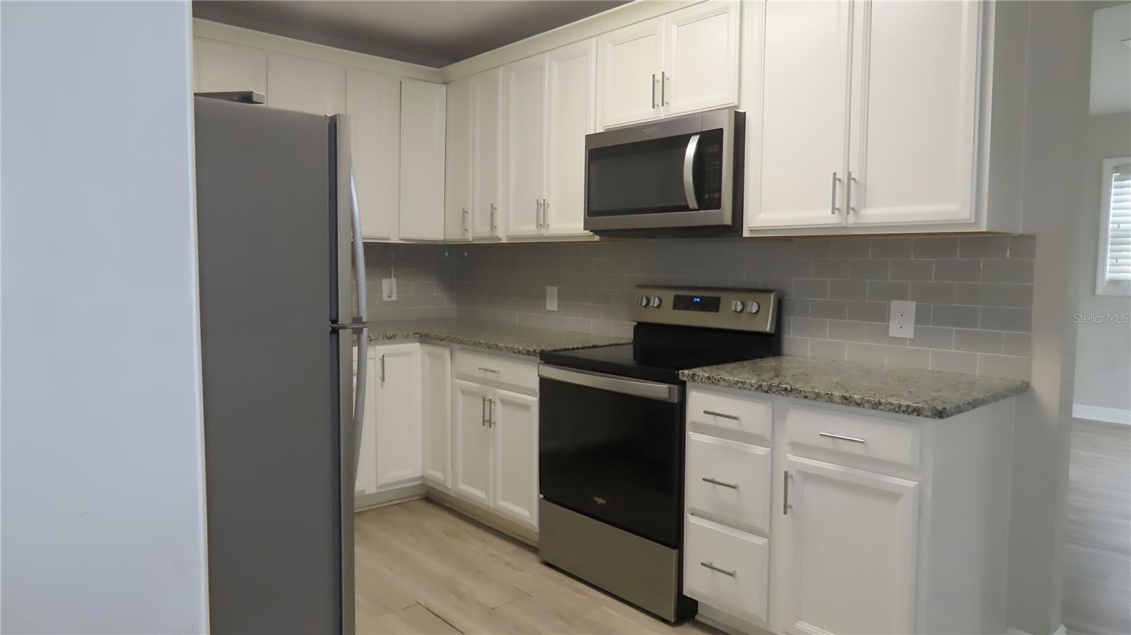 6543 34TH TER N, ST PETERSBURG, FL — photo 18