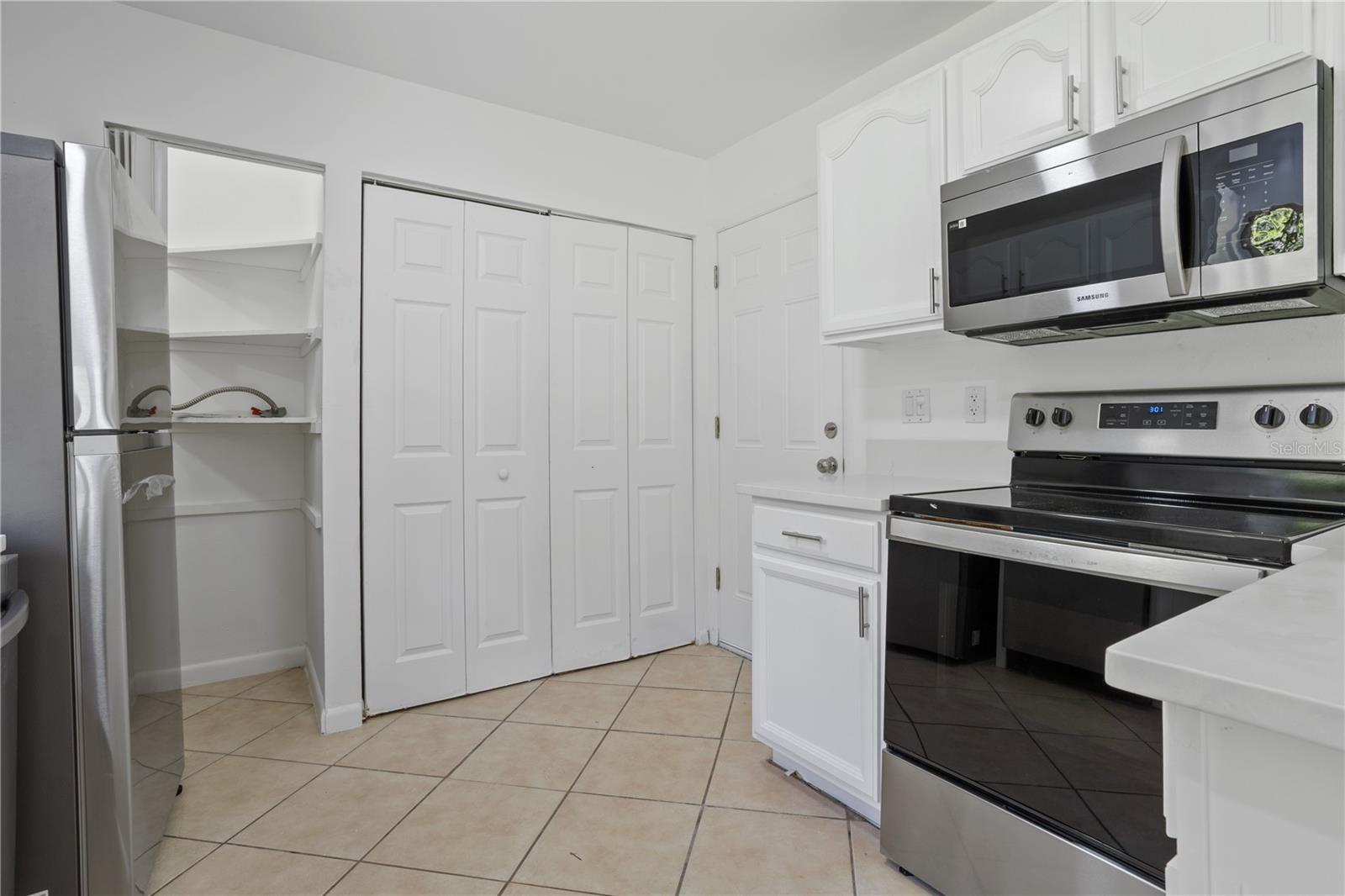 1921 BONNEVILLE DR, ORLANDO, FL — photo 5